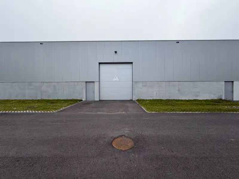 Nieuwbouw KMO-Unit te huur foto {{pictureIndex}}