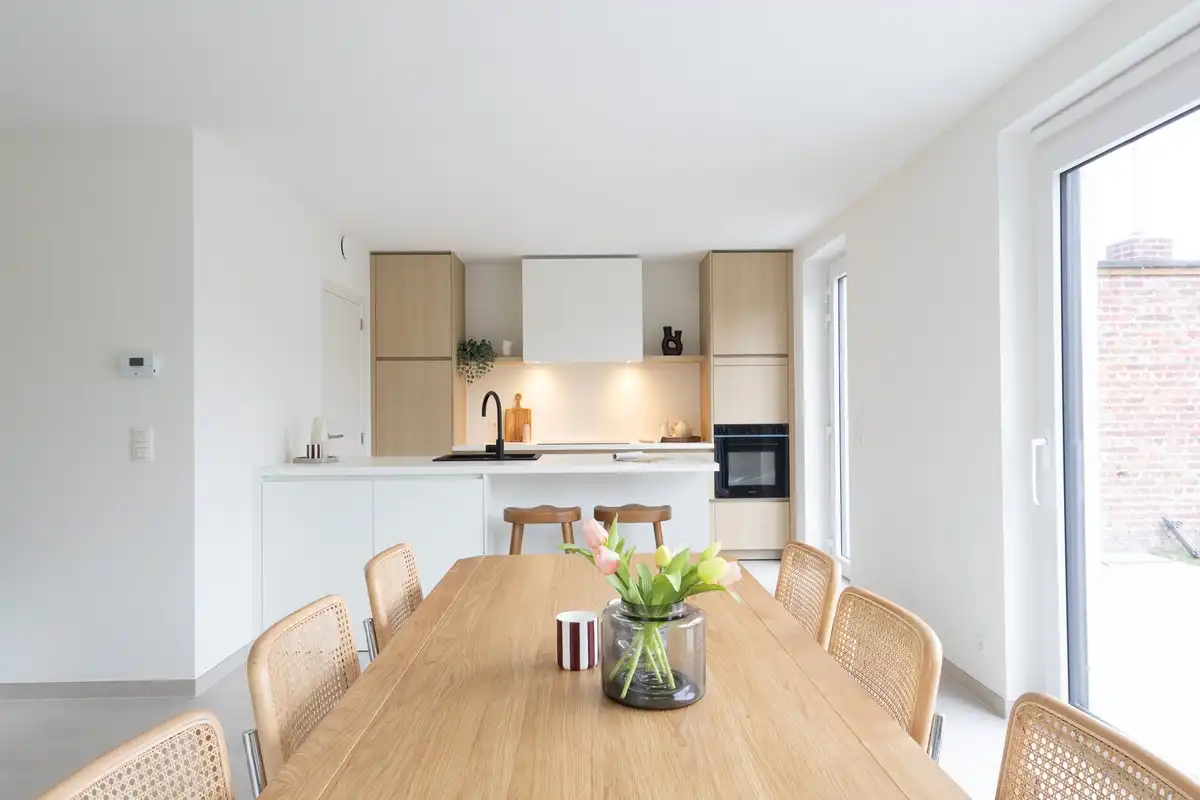 Energiezuinige halfopen nieuwbouwwoningen met inpandige garage in Moorslede! foto 2