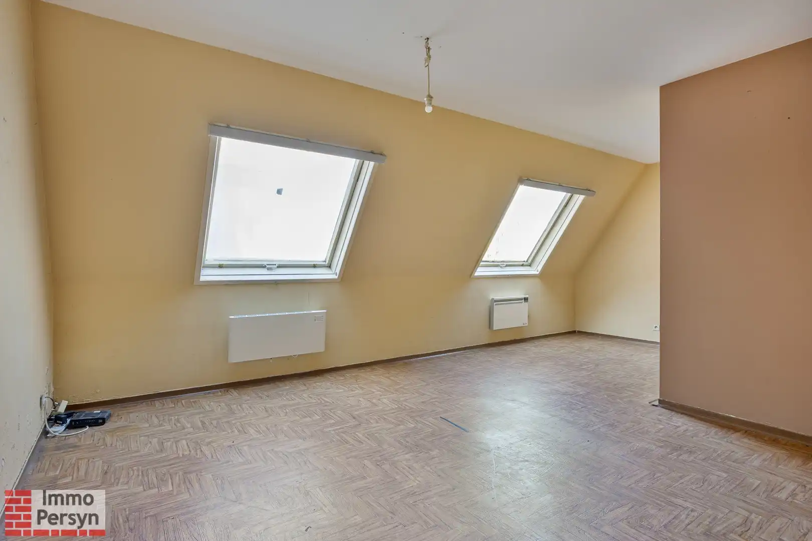 Unieke Renovatorkans: Centrale Ruimte in Aarschot met diverse mogelijkheden foto 4