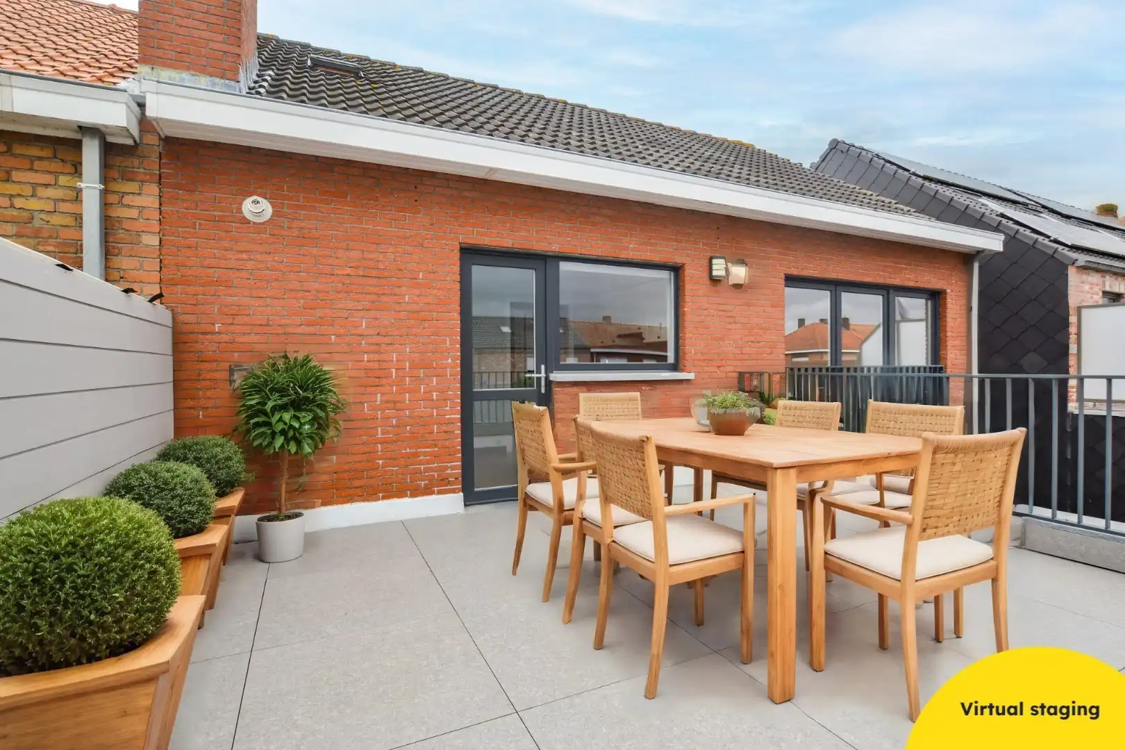 Duplex appartement met 2 slpks en 2 garages in centrum Eernegem foto 6