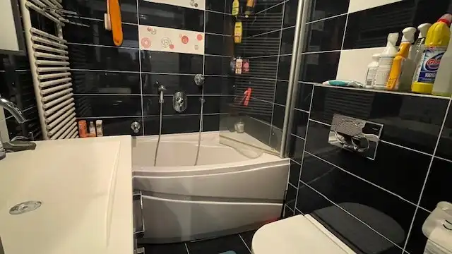 Standaard appartement met garage en 2 slaapkamers in Antwerpen, bouwjaar 1962, energielabel B, foto 14
