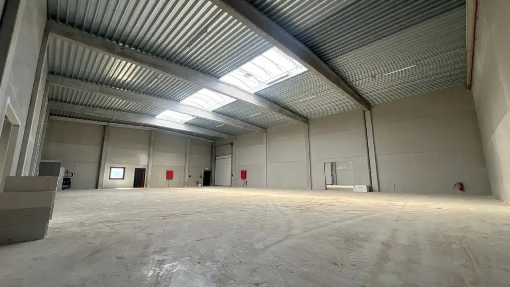 Nieuwbouw magazijn te huur in Durmakker Evergem foto 11