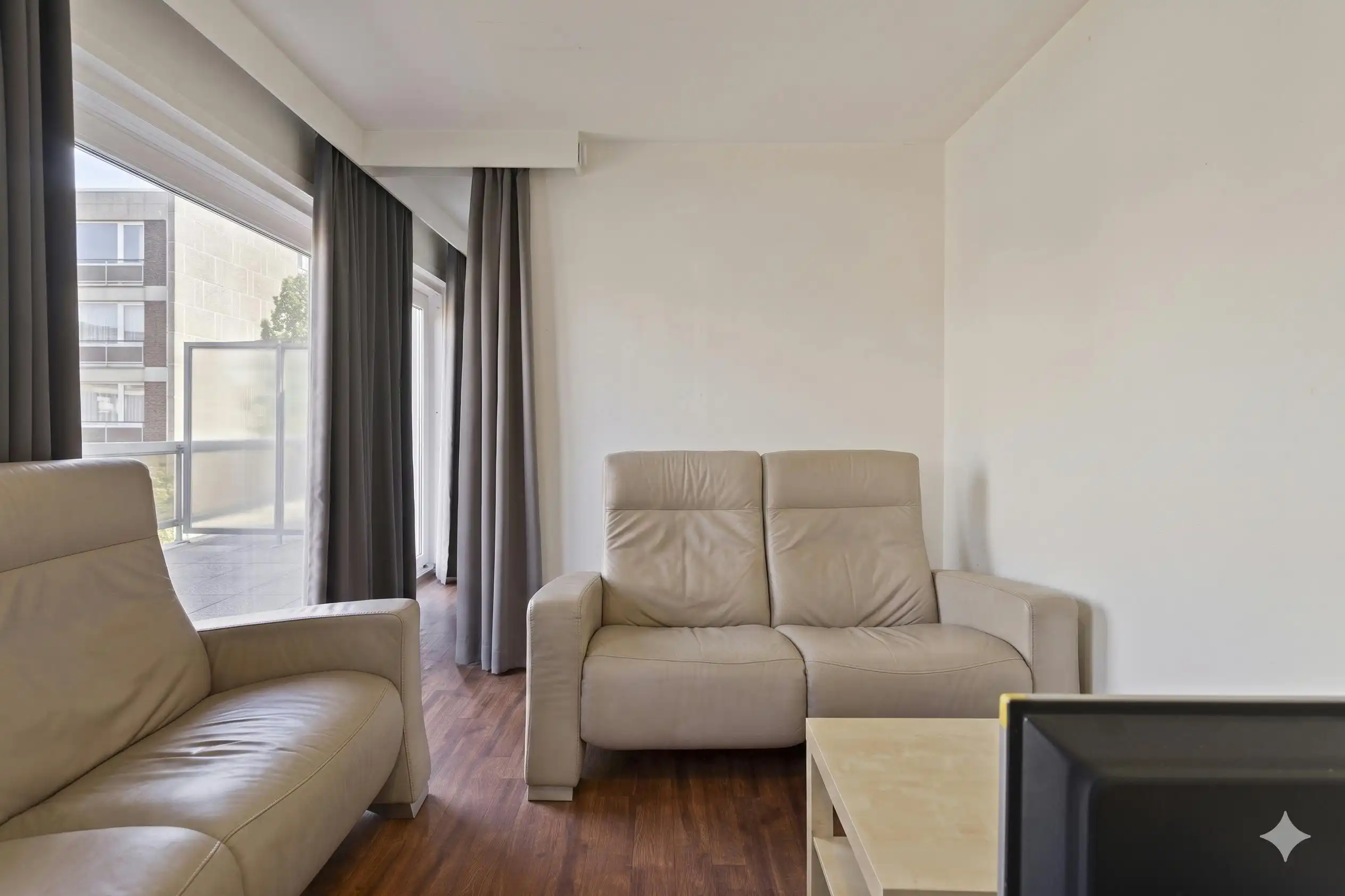 Appartement met prachtig terras te koop in centrum Roeselare foto 3