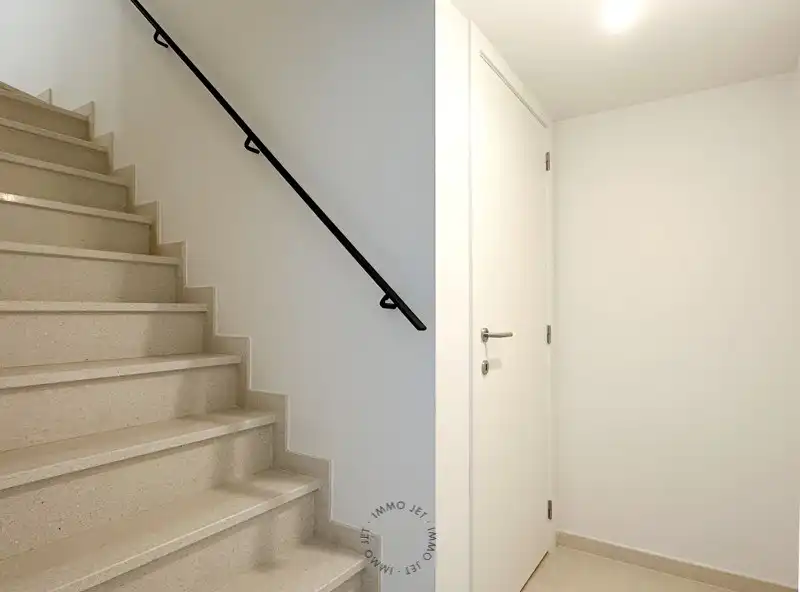 Prachtig gelegen nieuwbouw duplexappartement met drie slaapkamers, groot terras en autostaanplaats foto 12