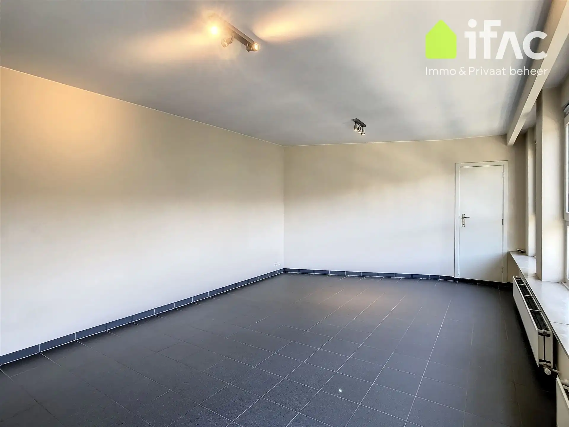 Prachtig appartement met 2 slaapkamers foto 3