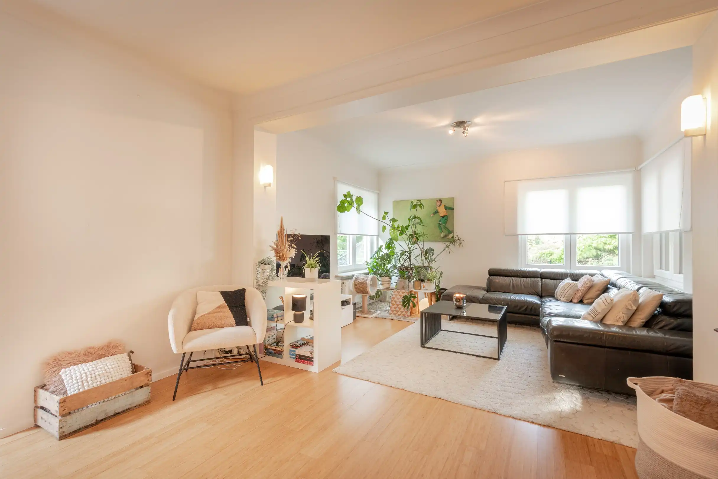 Prachtige hoekwoning op toplocatie foto 3