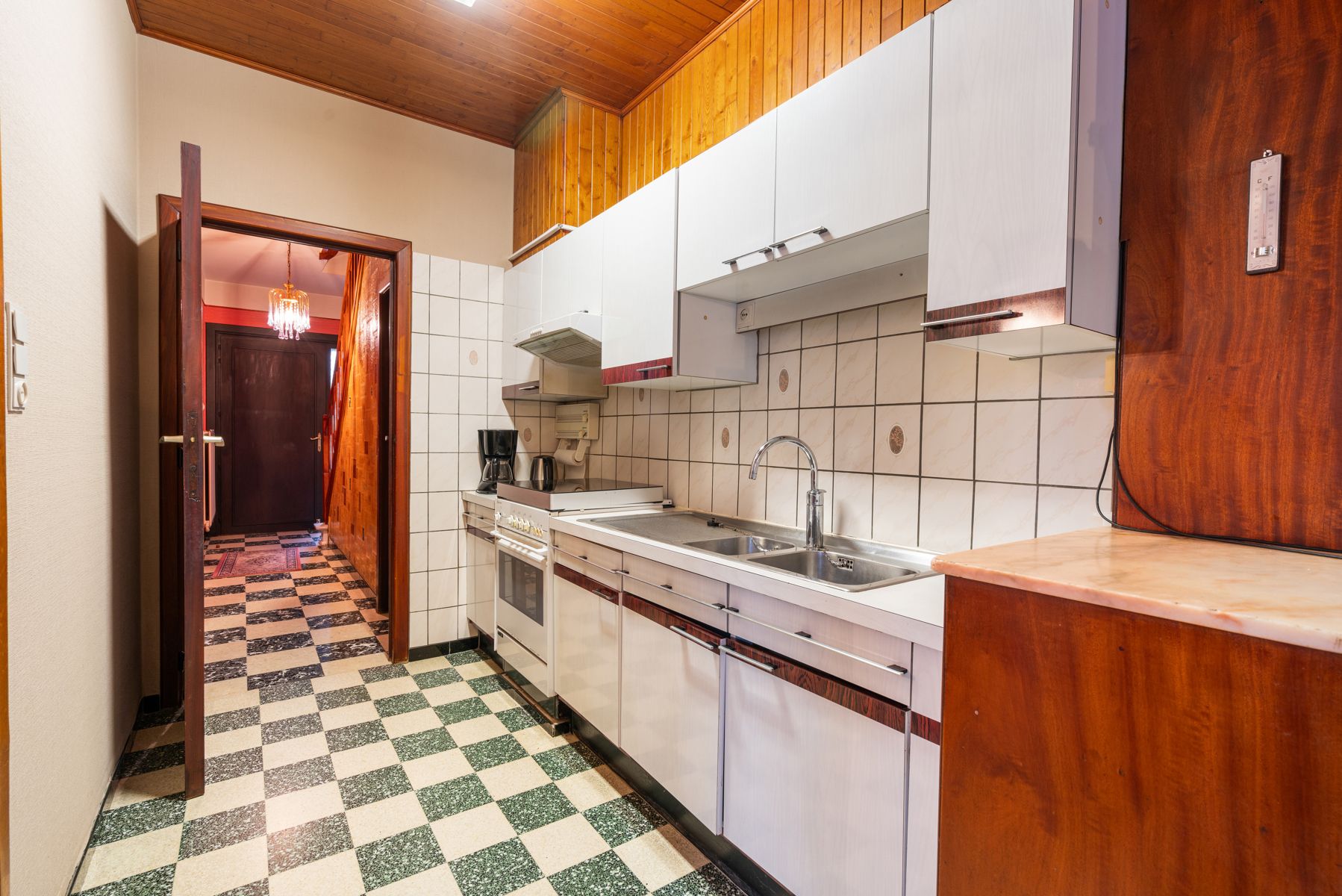 TE KOOP - te renoveren woning met 3 slaapkamers op 10a73ca foto 5