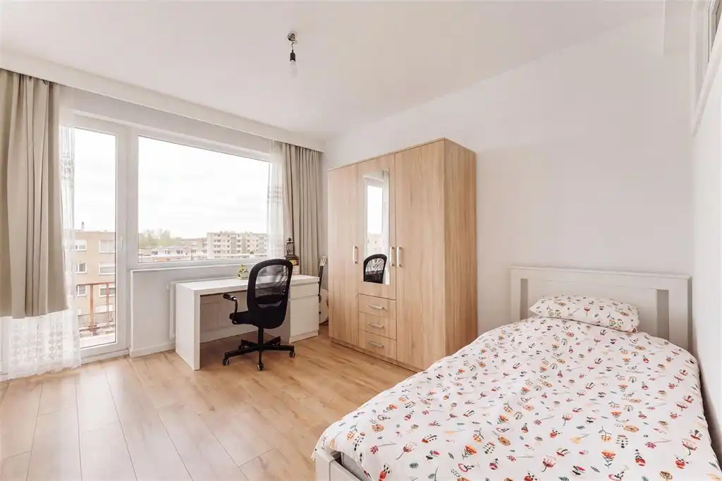 Gerenoveerd appartement met 2 terrassen foto 10