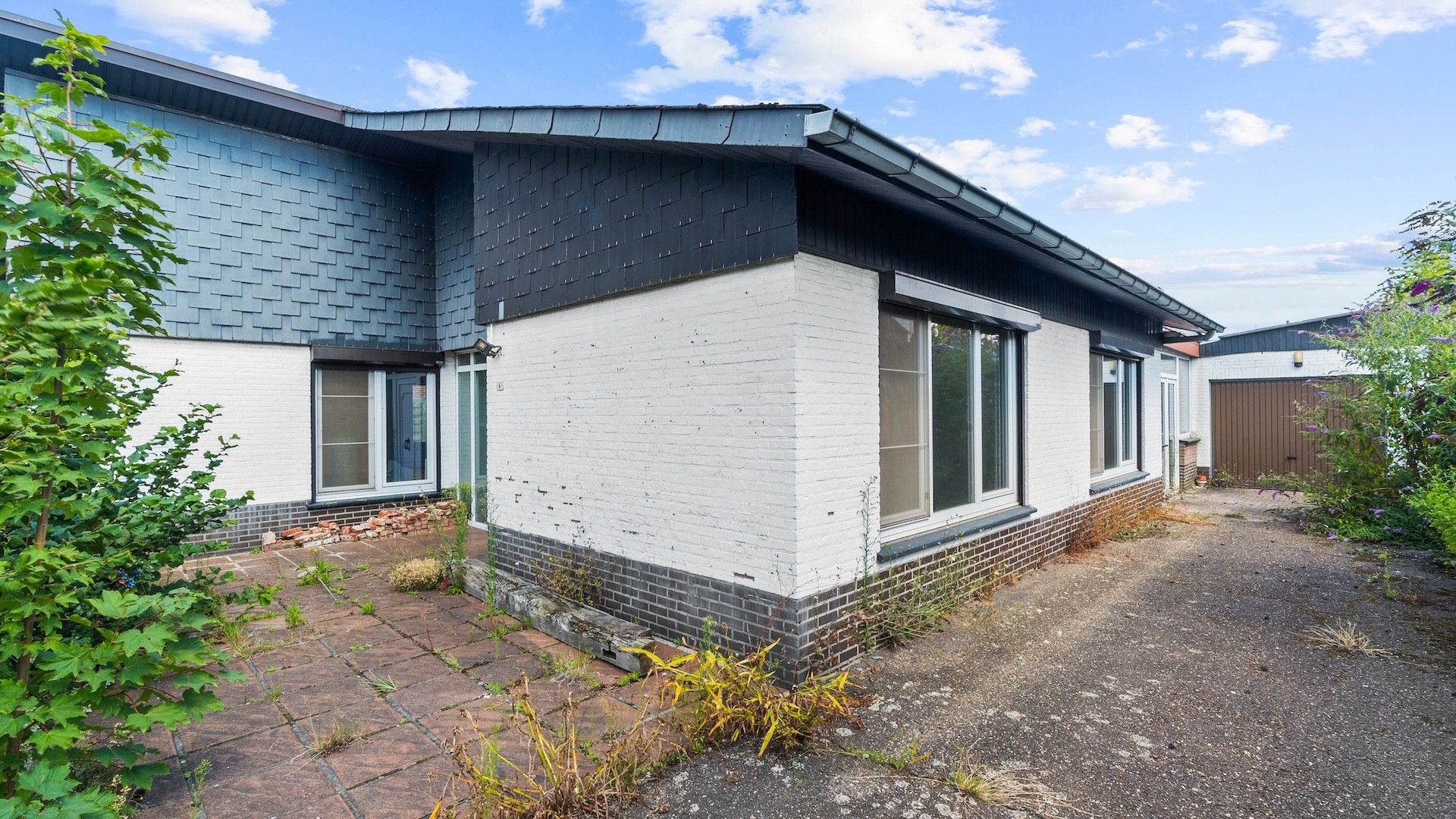 Te renoveren woning (O.B.) met 3 slaapkamers op 6a 48ca foto 6