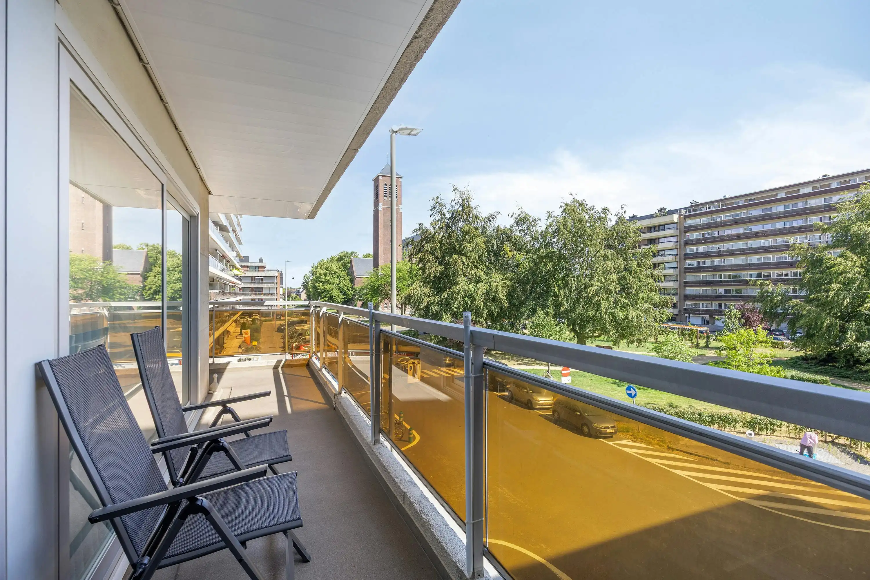 Appartement (86m²) met terras en garage, centrum Hasselt foto 10