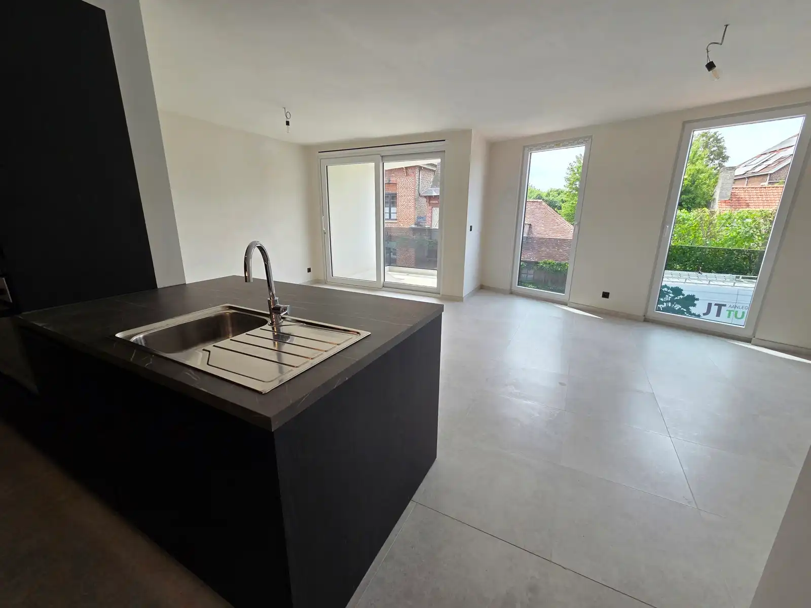 Nieuwbouwappartement met 2 slaapkamers en terras! foto 4
