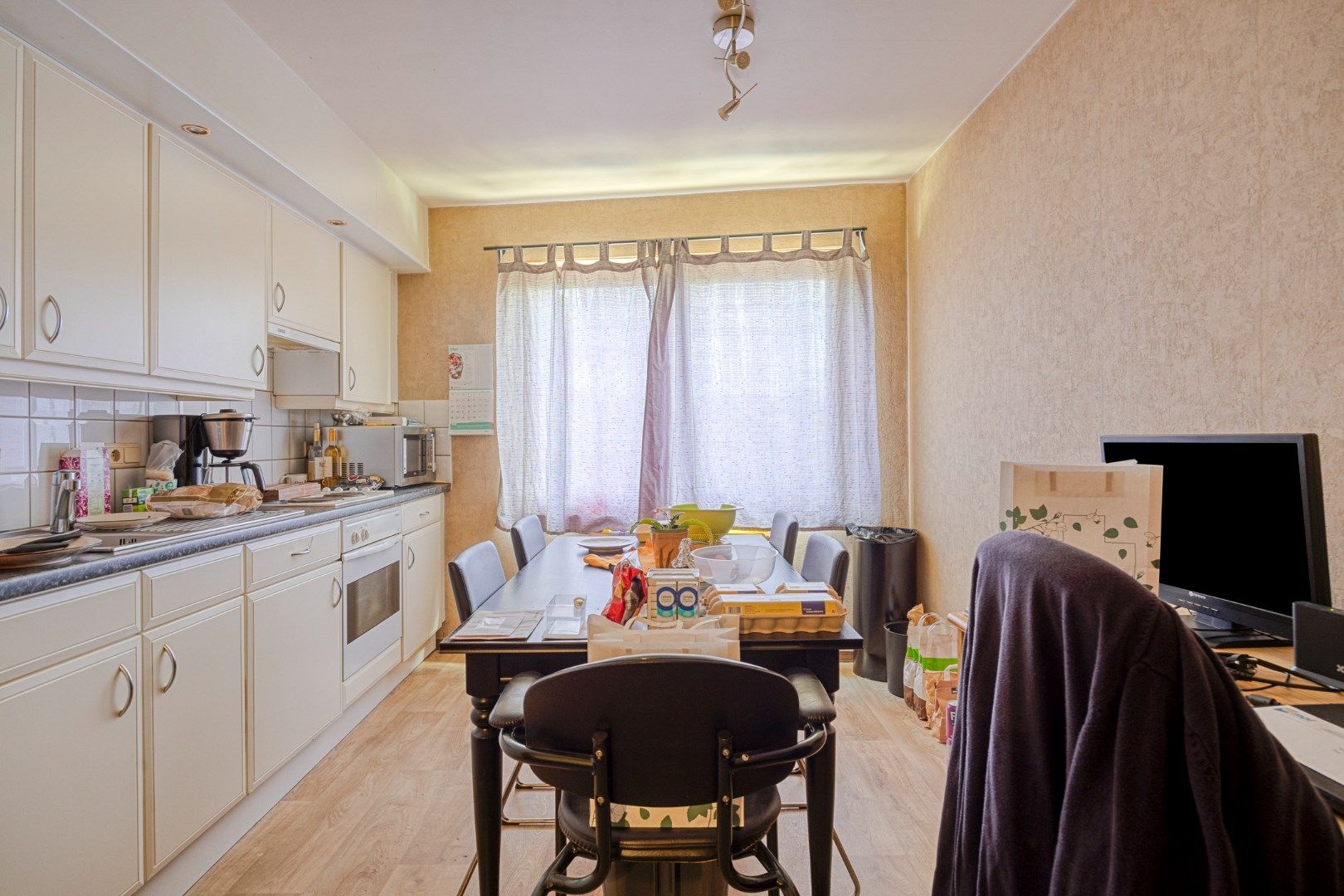 Energiezuinig appartement met 1 slaapkamer nabij het centrum van Mol ! foto 3