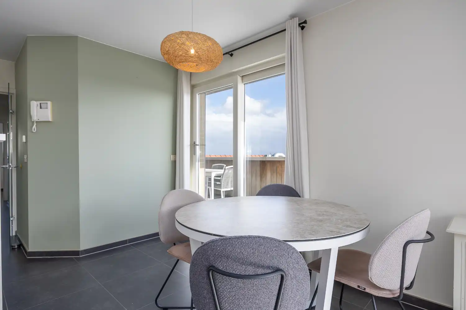 Appartement met 2 slaapkamers te huur in Middelkerke foto 8