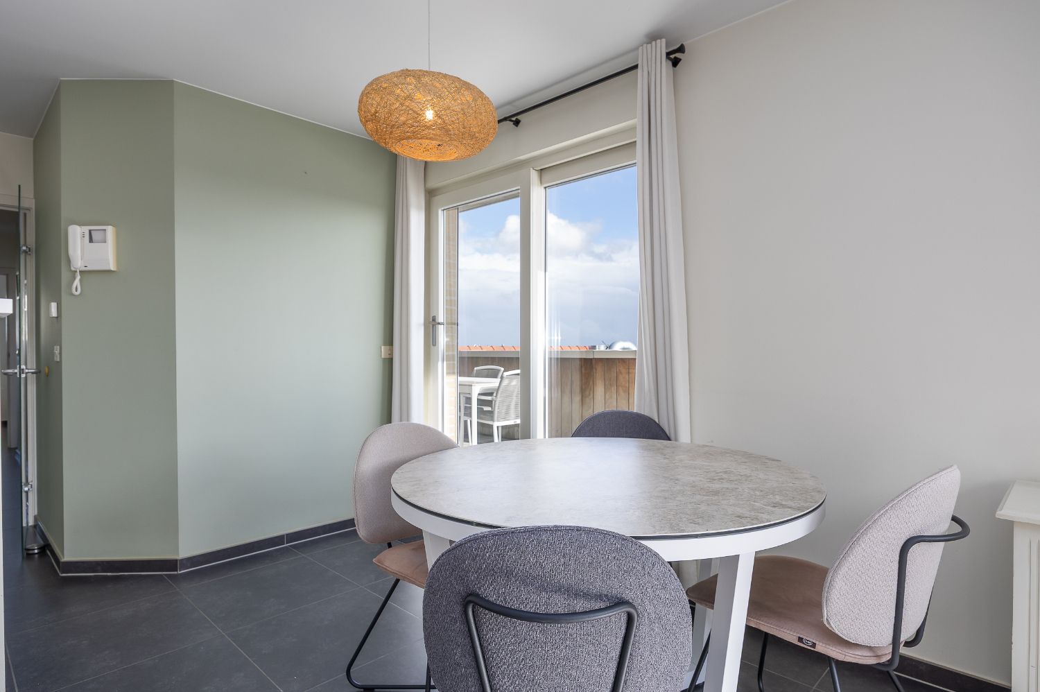 Appartement met 2 slaapkamers te huur in Middelkerke foto 8