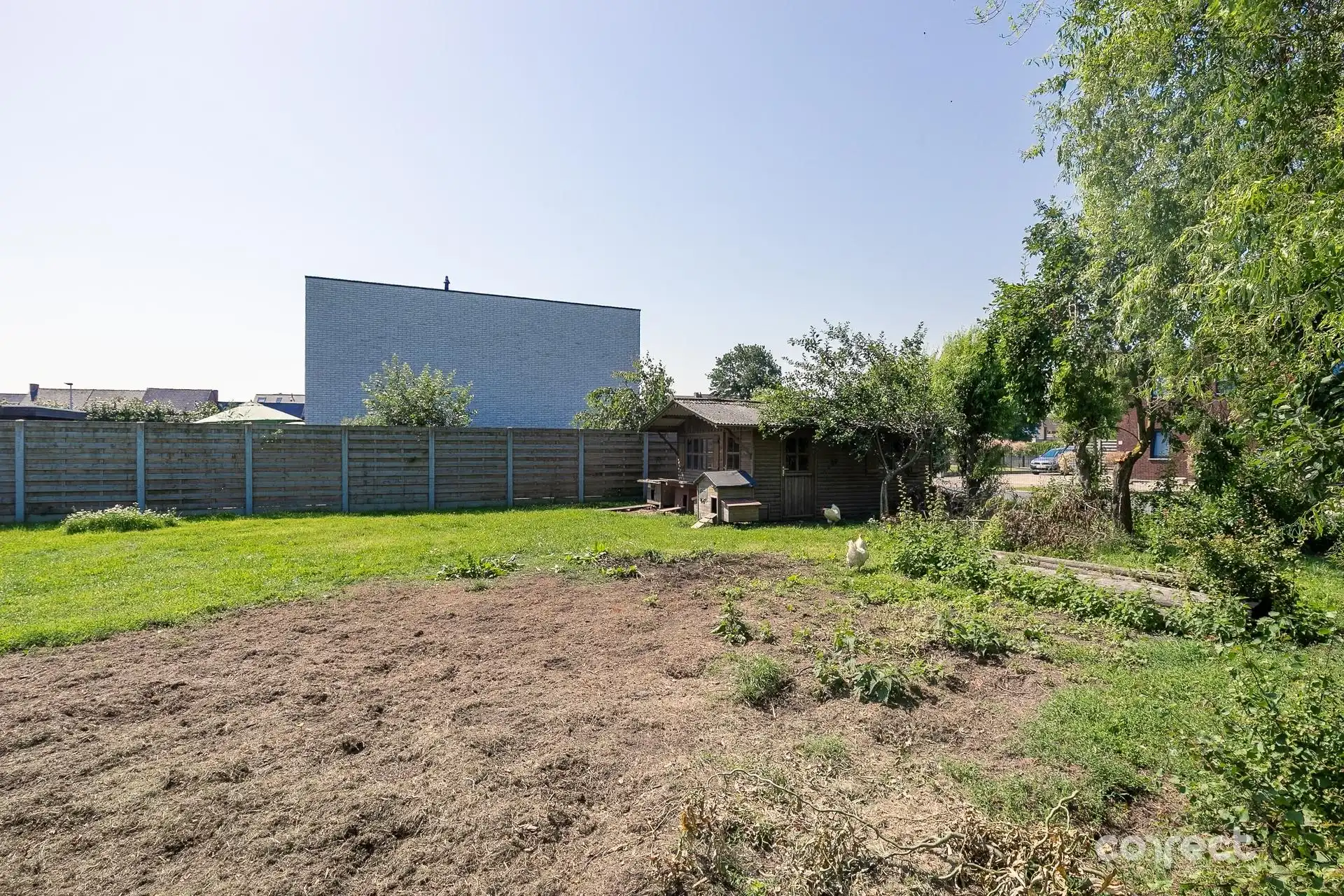 Alleenstaande landelijke woning op een ruim hoekperceel en aanpalend een stuk bouwgrond. foto 16