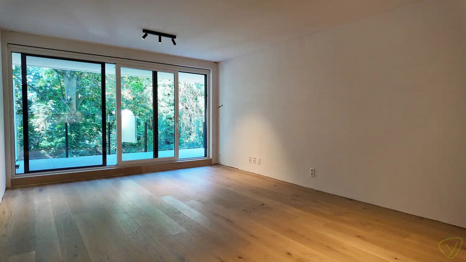 Nieuwbouwappartement te huur in residentie "Klarenhof" te Eeklo foto 2