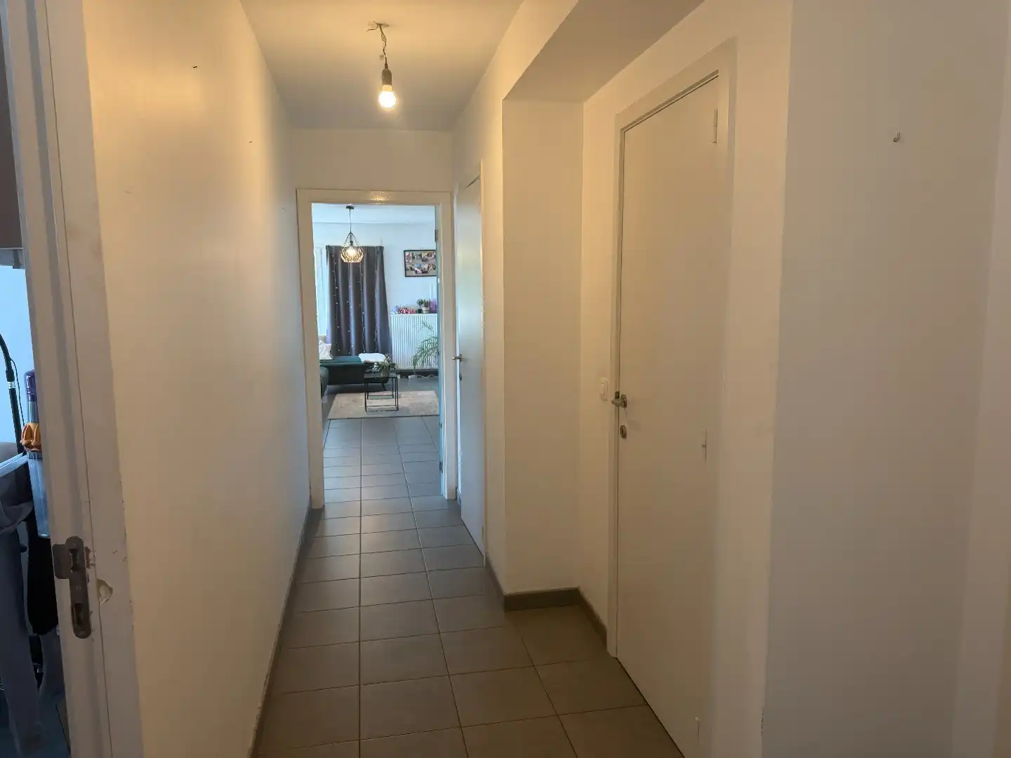 Centraal gelegen appartement in Roeselare met 2 slaapkamers foto 7