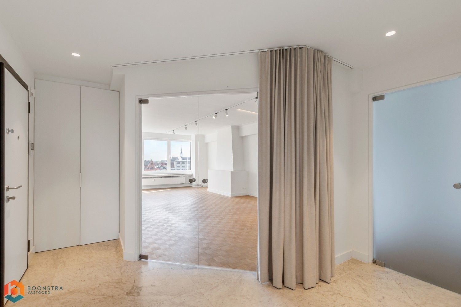 Prachtig gerenoveerd 3 slpkr app te Mechelen foto 10