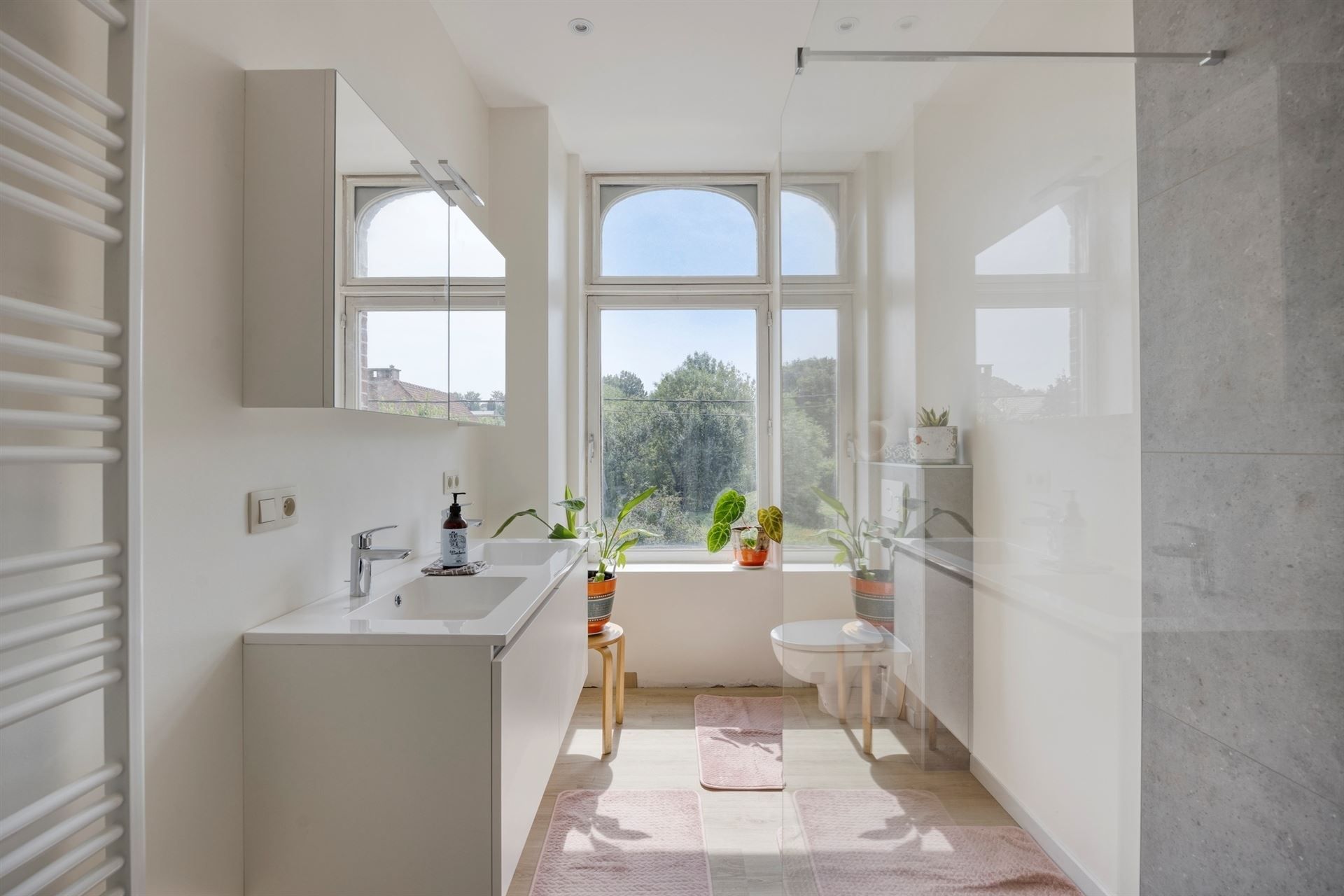 Prachtig gerenoveerde serristenwoning op prima locatie nabij centrum foto 20