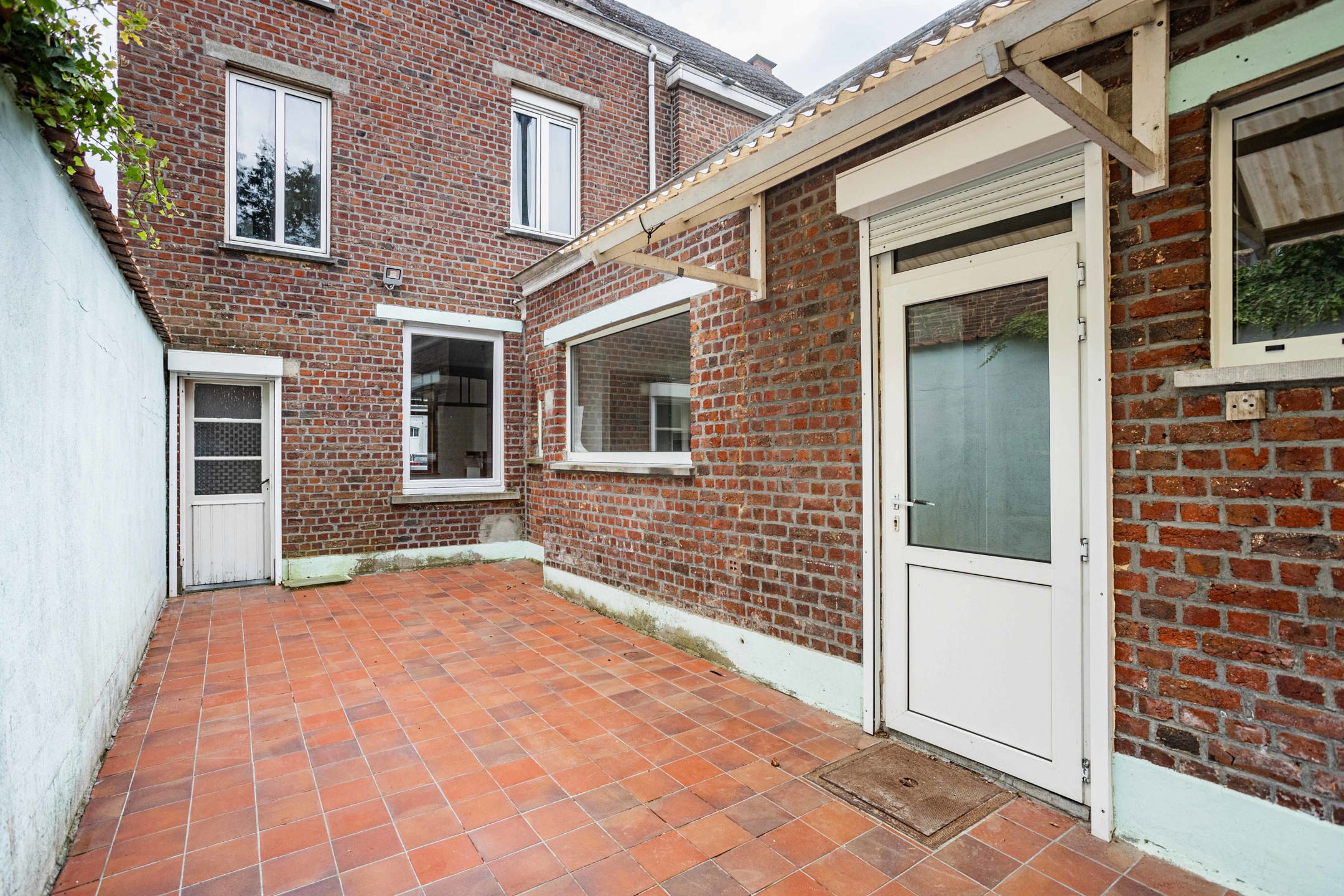 Ruime instapklare woning met tuin en 3 slaapkamers foto 23