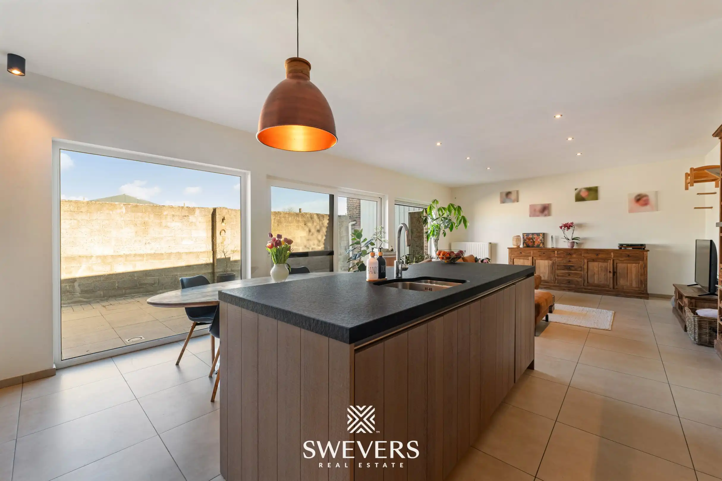 Instapklare open bebouwing met 4 slaapkamers tussen de boomgaarden in Gingelom foto 10