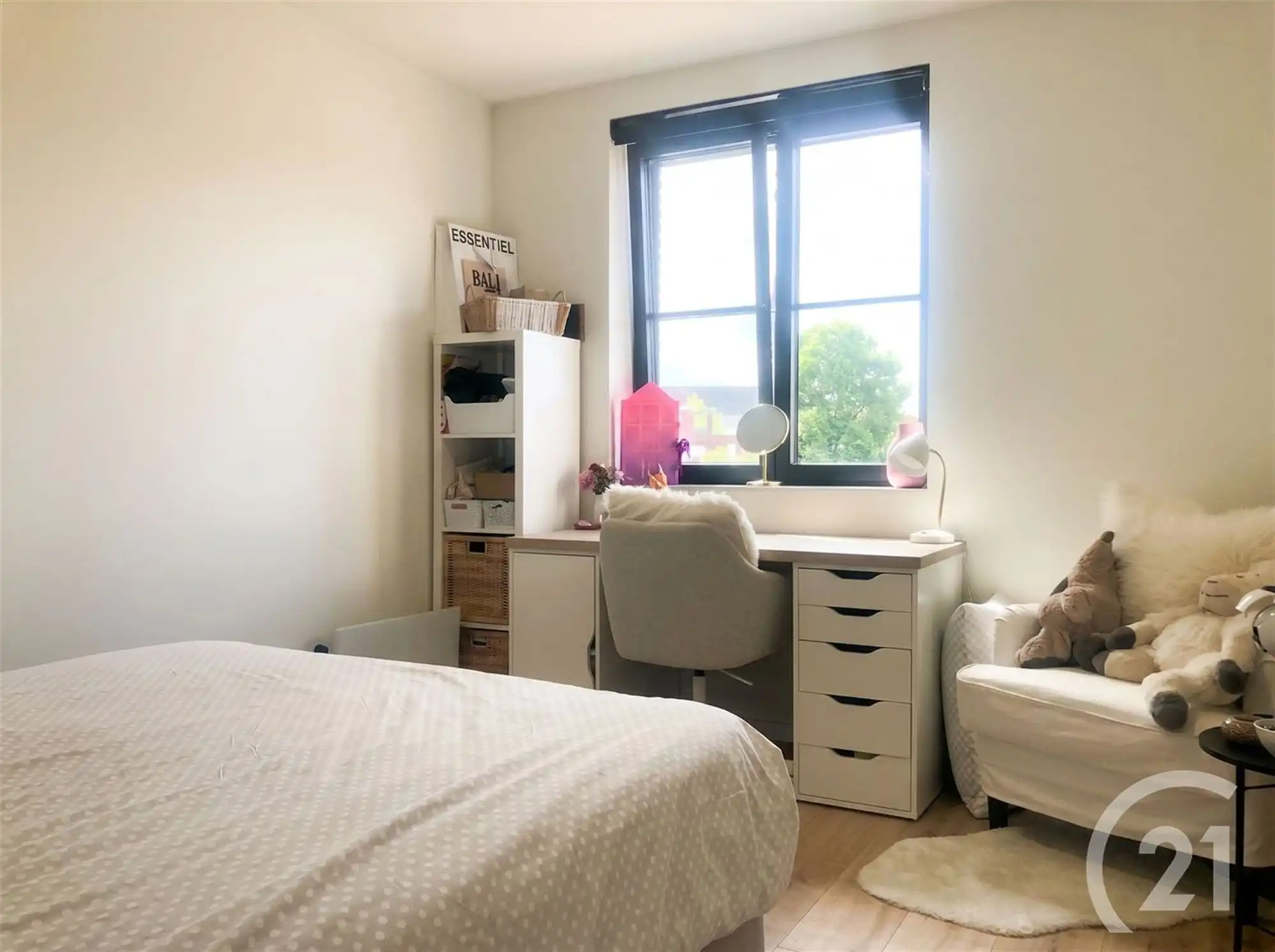 Ruime woning met zonnige tuin in Schriek! foto 15