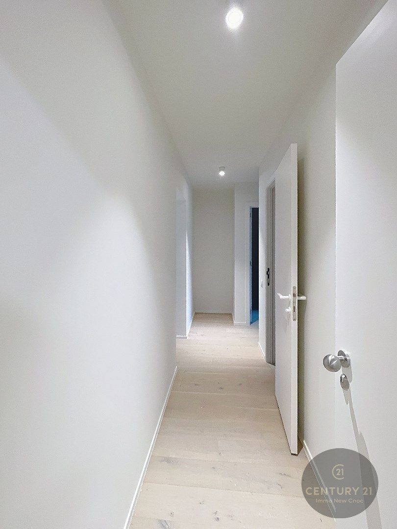Luxe appartement met terras in residentie OYSTER, Knokke-Heist, 2 slaapkamers, bouwjaar 2025, bewoonbare oppervlakte 89.00m², 2 badkamers foto 3