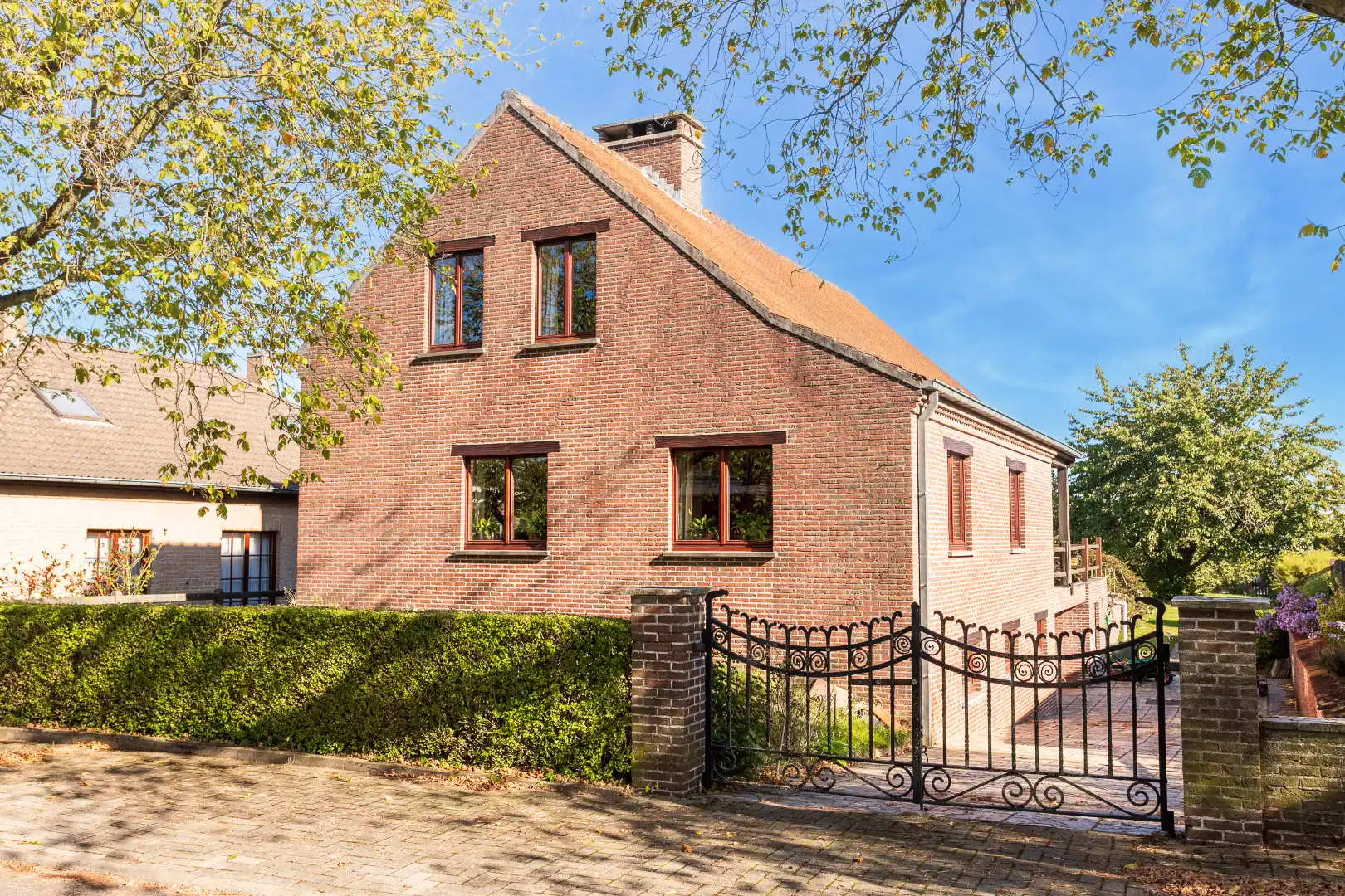 Charmante villa met 3 slpk te Halle foto 3