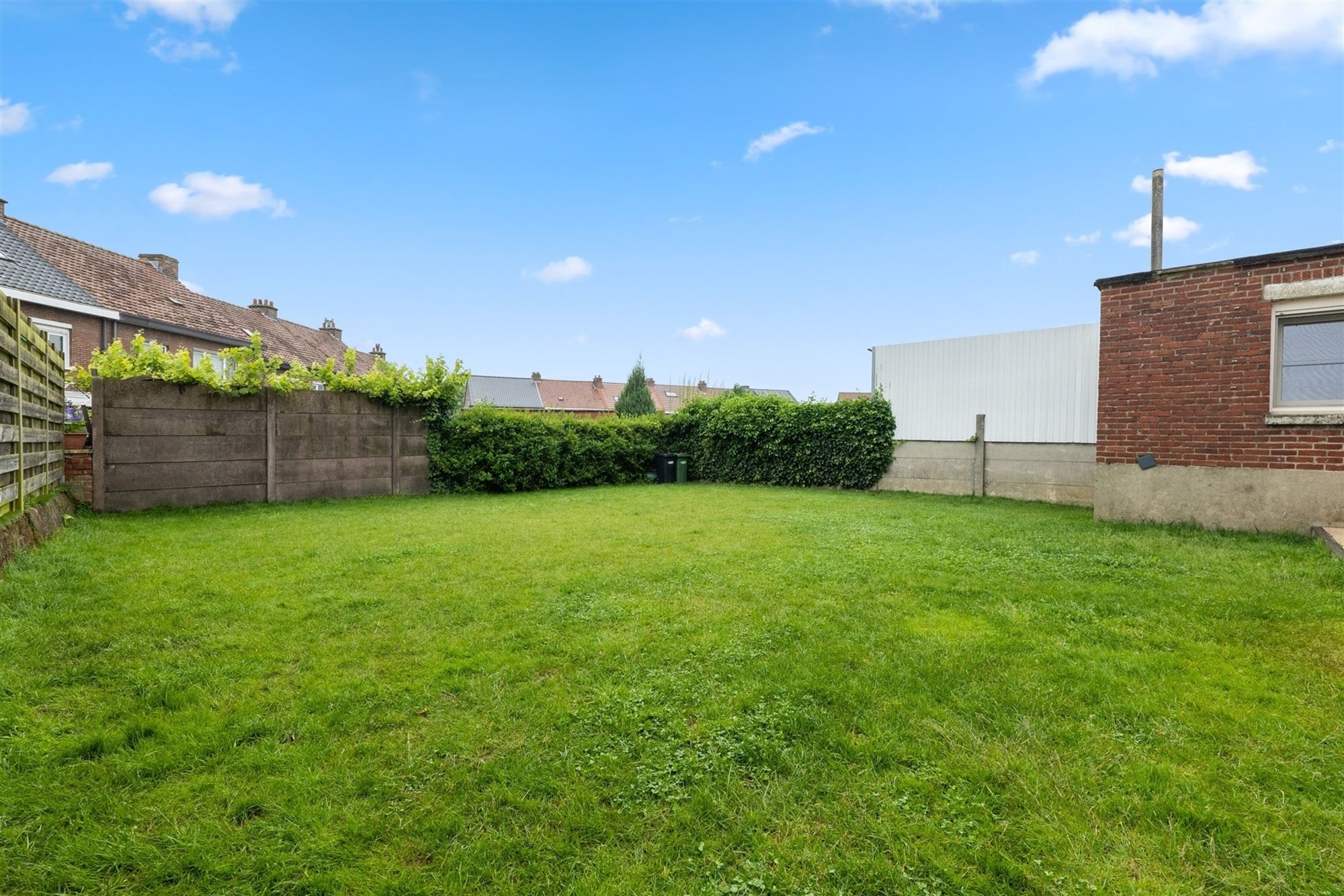 GEZELLIGE GEZINSWONING MET 3 SLKS EN LEUKE TUIN IN LANDEN  foto 28