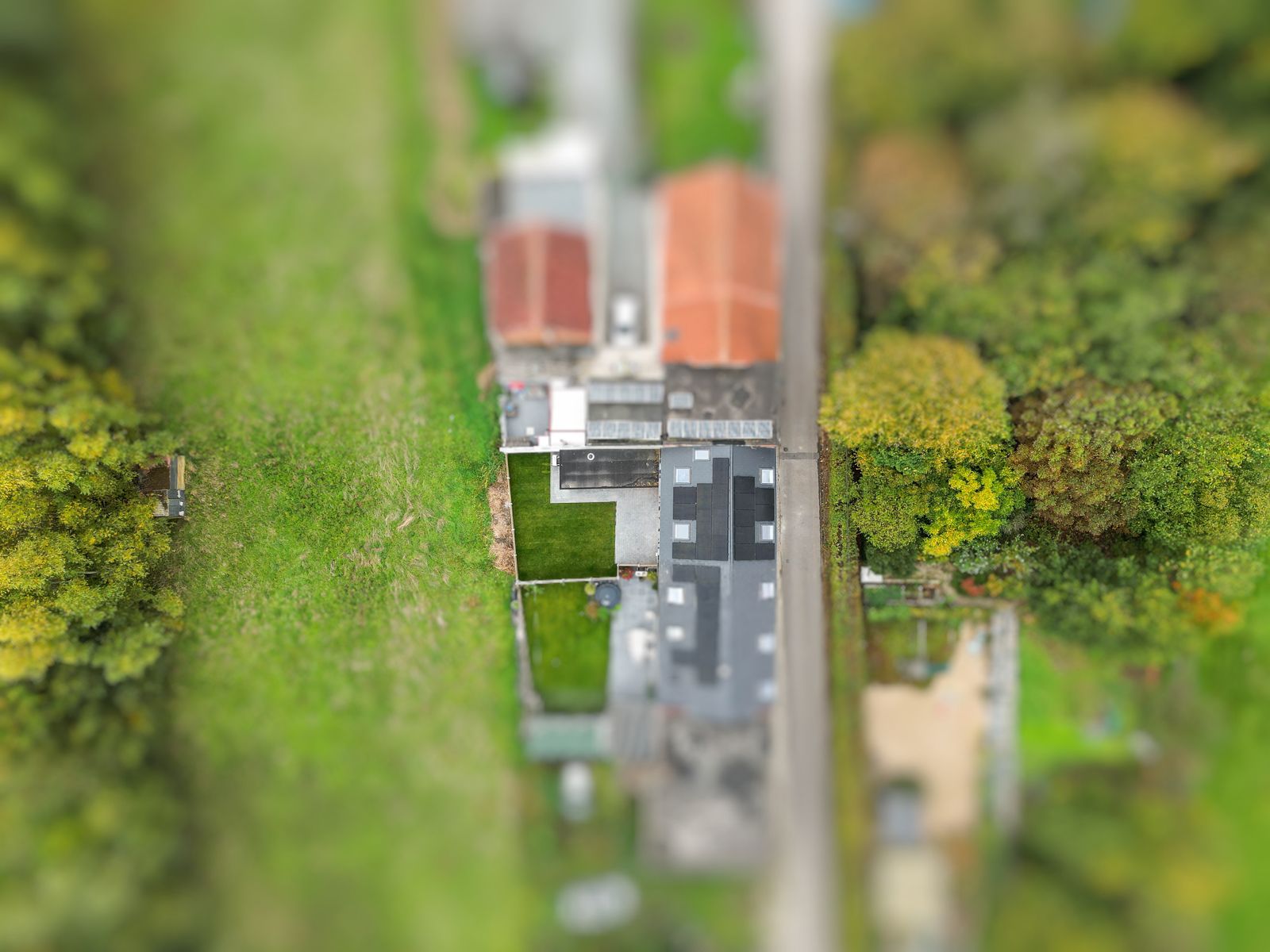 Volledig gerenoveerde en energiezuinige rijwoning te Imde (Meise) foto 5