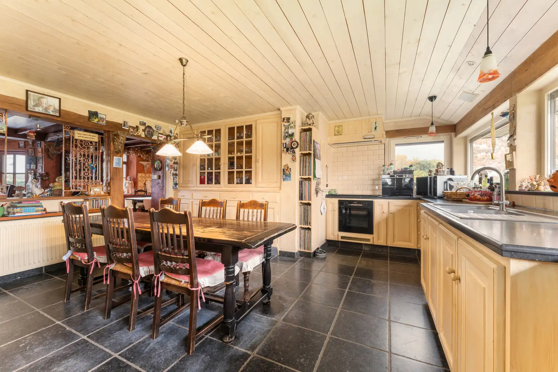 Landhuis met 2 magazijnen, rustig gelegen op 5.388 m² foto 23