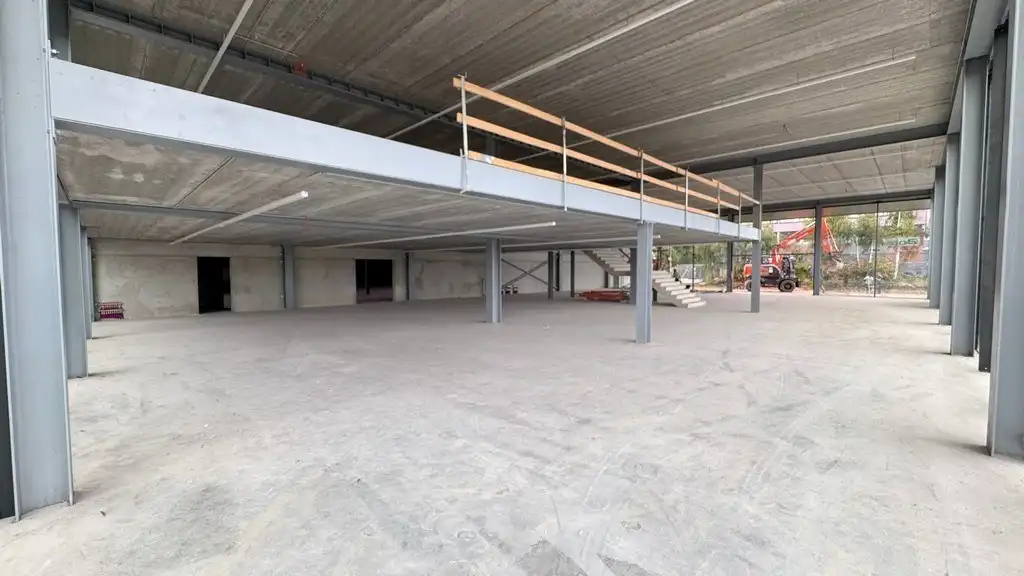 Nieuwbouw showroom met magazijn te huur aan A12 in Aartselaar foto 9