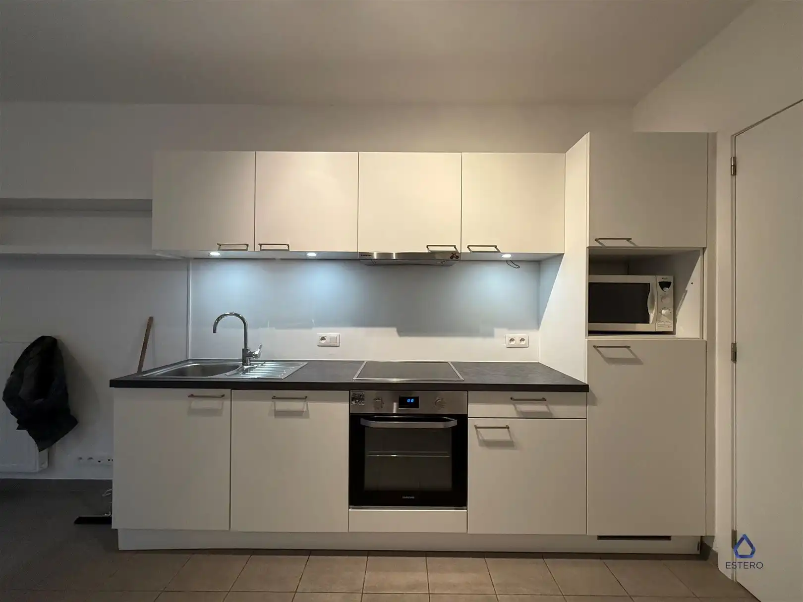 Ruim 1-Slaapkamer appartement in hartje Brussel foto 8