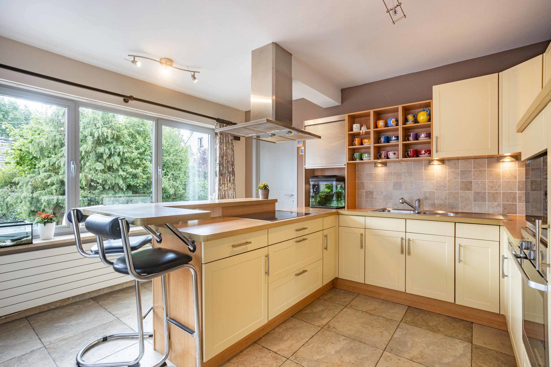 Riante instapklare woning te koop in rustige buurt foto 6
