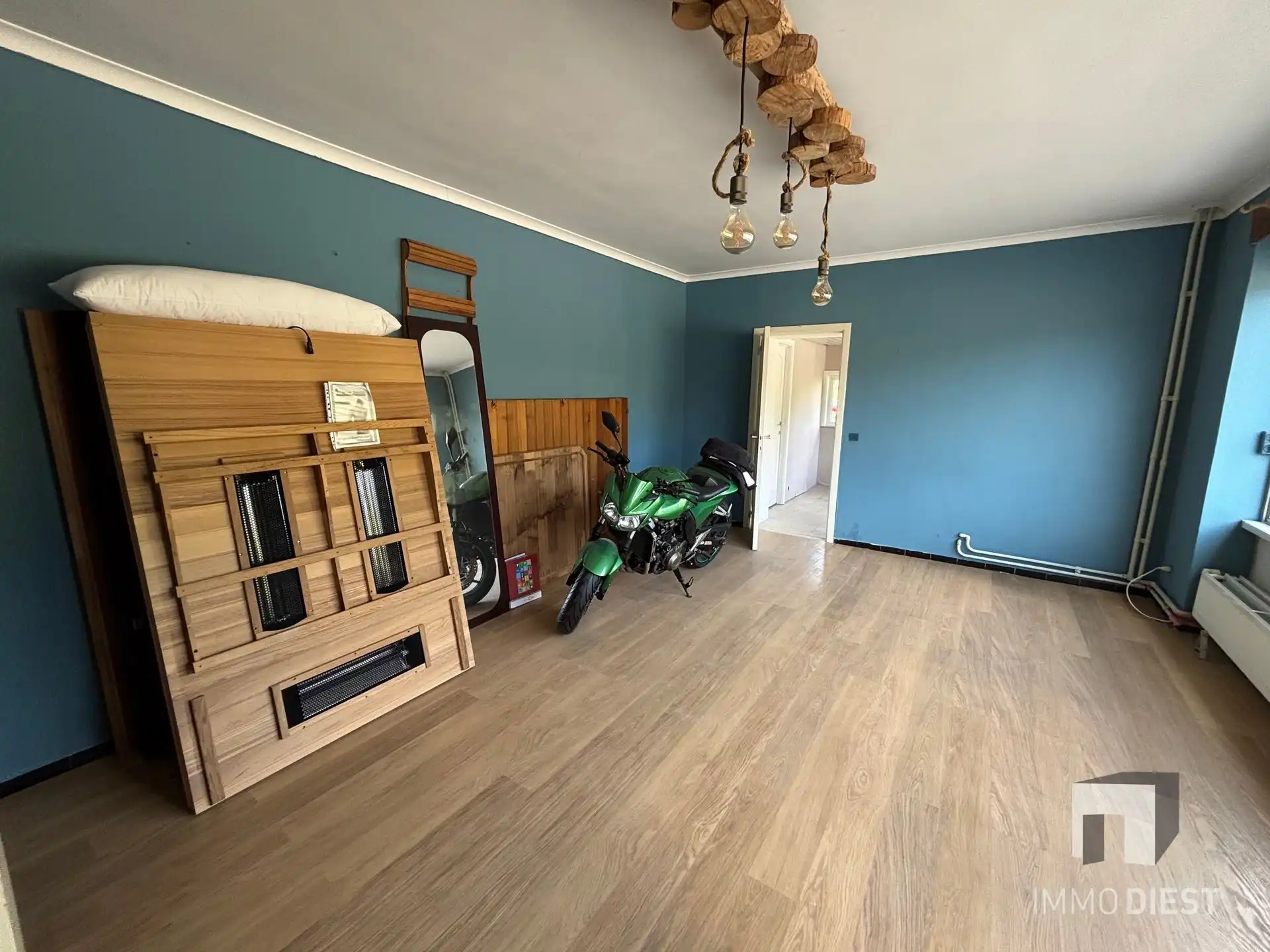 Ruime betaalbare woning met veranda en bijgebouw foto 18