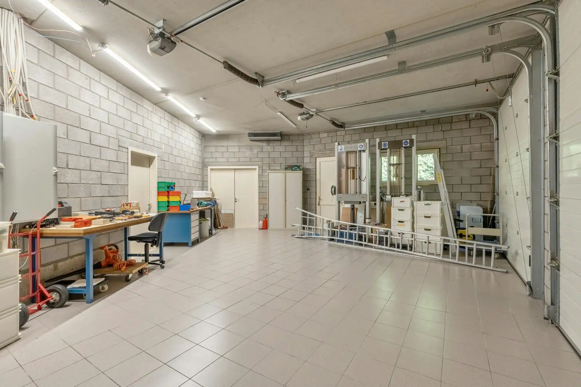 Stijlvolle villa met praktijkruimte in exclusieve villawijk nabij Nationale Park Hoge Kempen foto 16