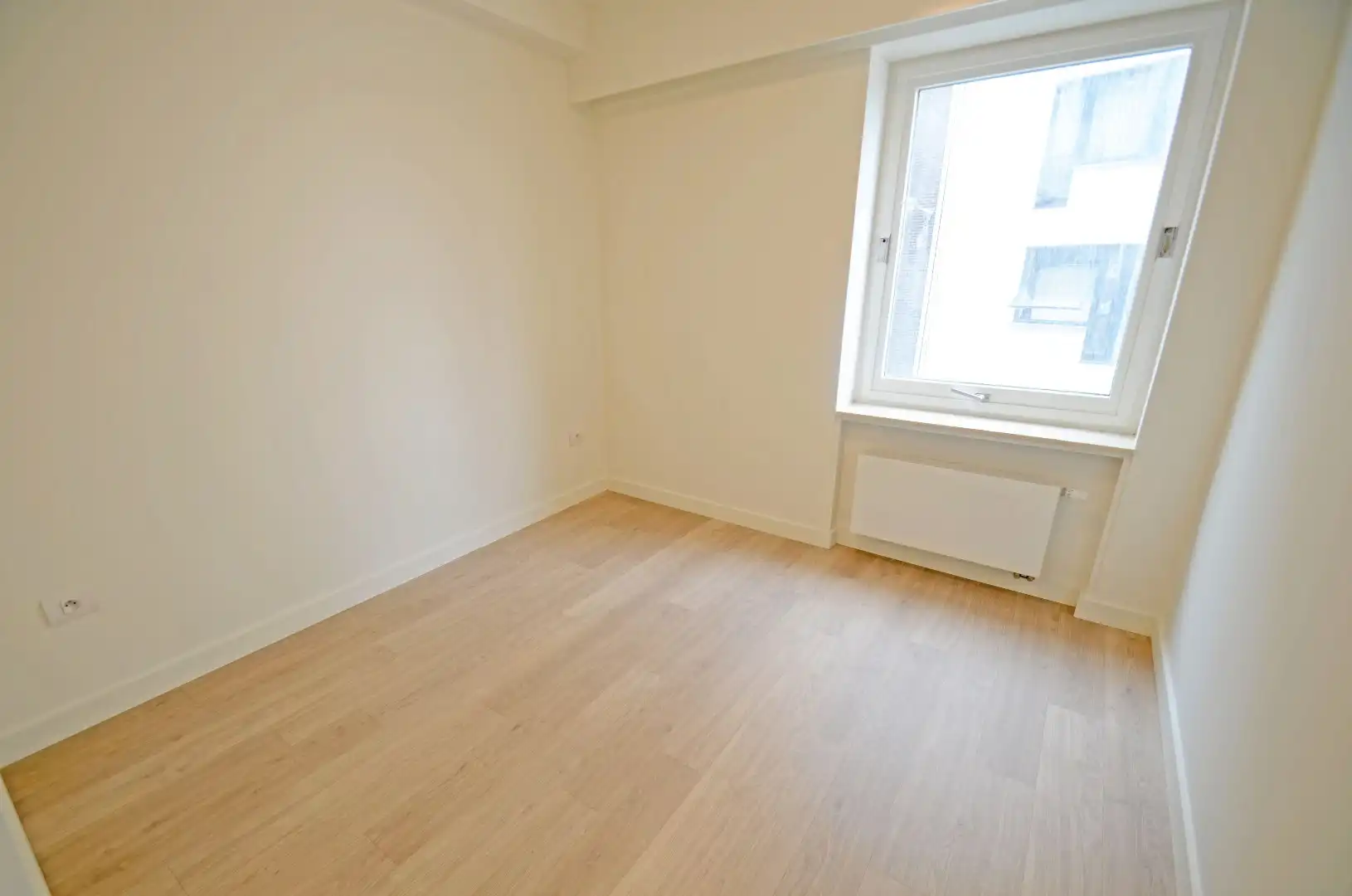 Mooi ongemeubeld appartement op een top locatie op de Kustlaan op enkele stappen van de zeedijk en het Albertplein foto 7