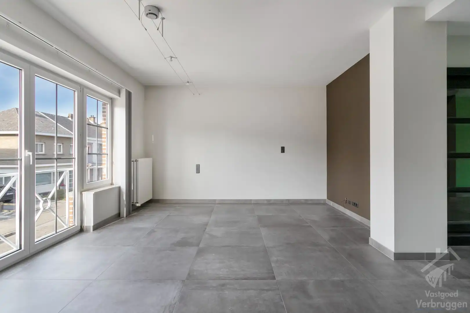 Instapklare moderne woning met 3 slaapkamers, bureau en dubbele garage foto 6