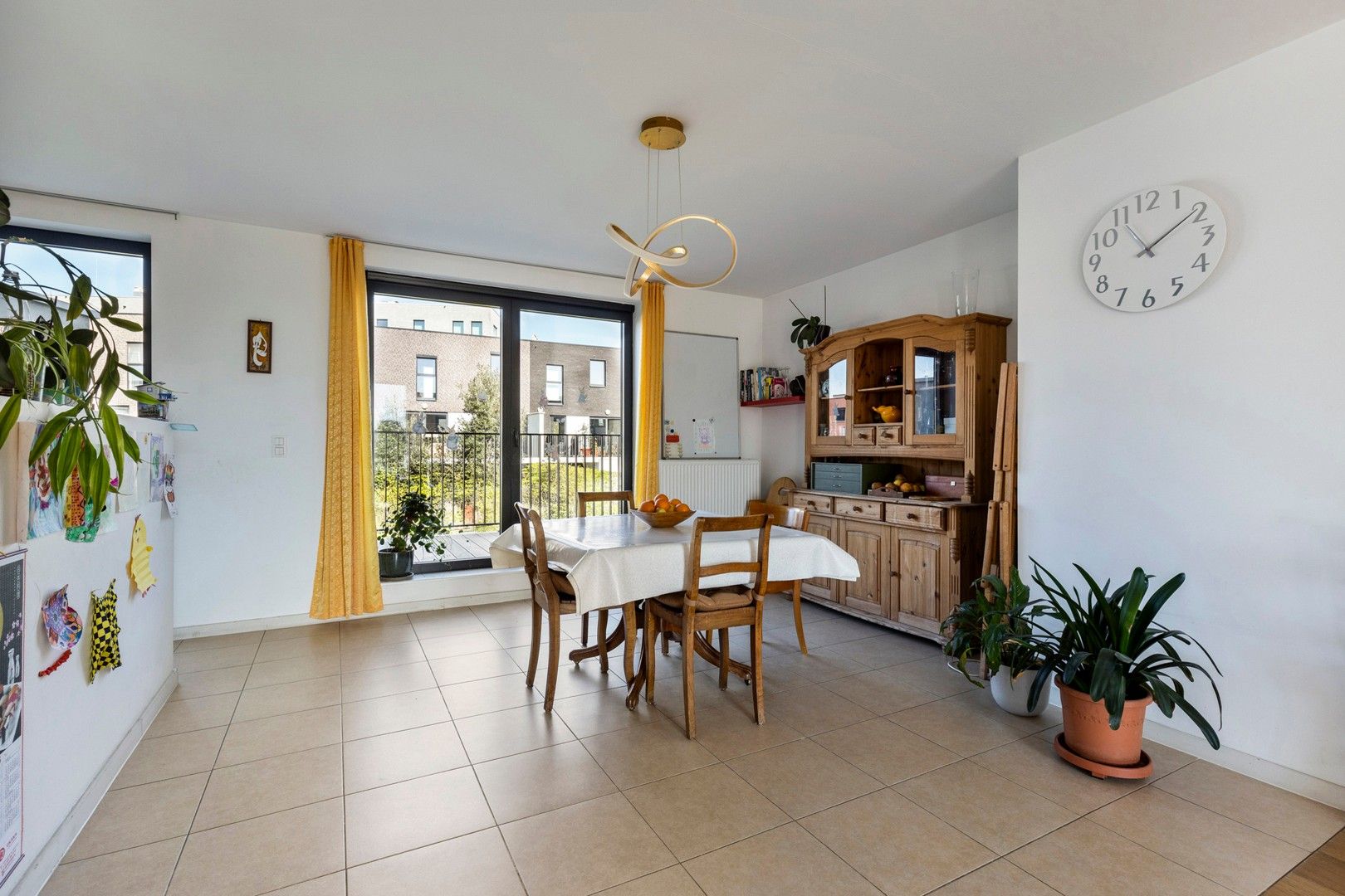 MODERNE, RUIME EN ENERGIEZUINIGE GEZINSWONING MET TUIN, GARAGE, 3 TERRASSEN EN 4 SLPKS OP TOPLOCATIE IN GENT foto 9