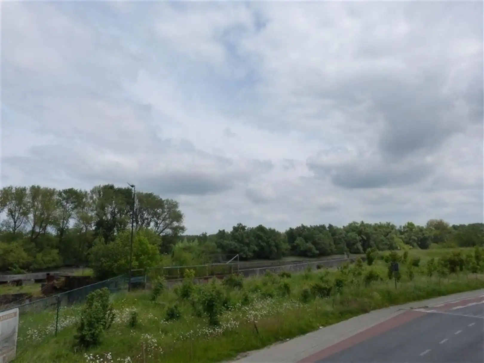 Ruim duplex-appartement te huur te Baasrode aan het water foto 11