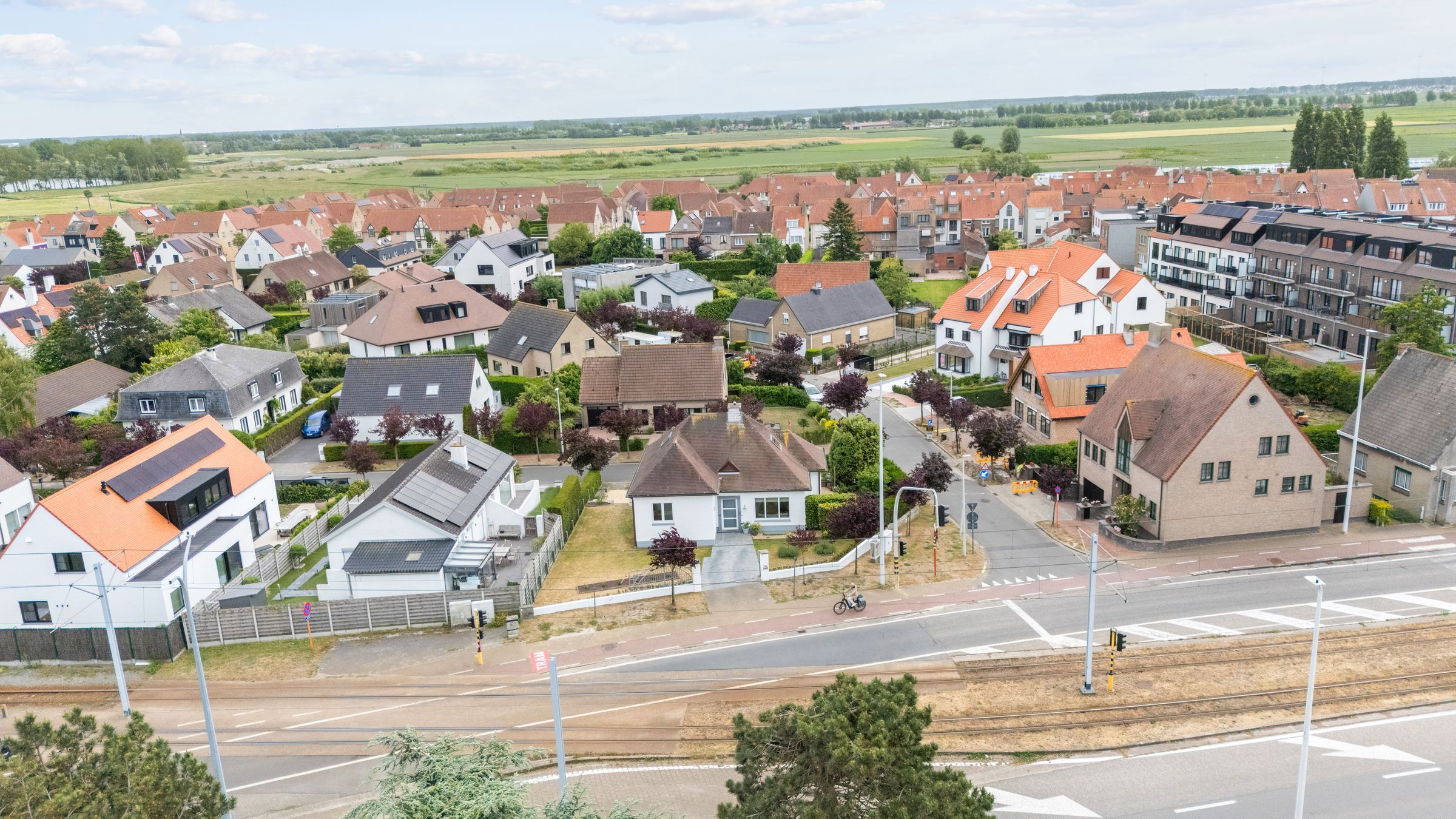 Stijlvol gerenoveerde villa op topligging in Duinbergen foto 2