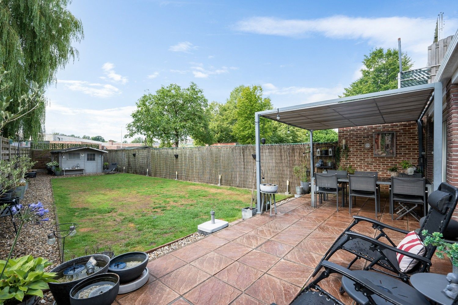Instapklare gezinswoning met tuin en garage op gegeerde locatie te Ranst! foto 9