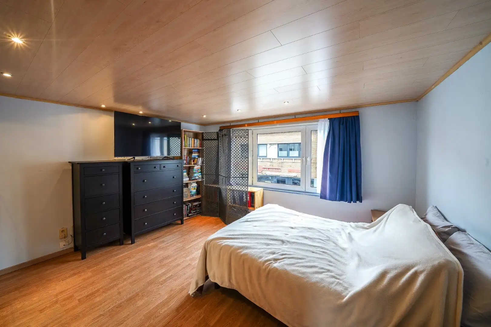 Gesloten woning met 2 slaapkamers en gezellige stadstuin foto 11