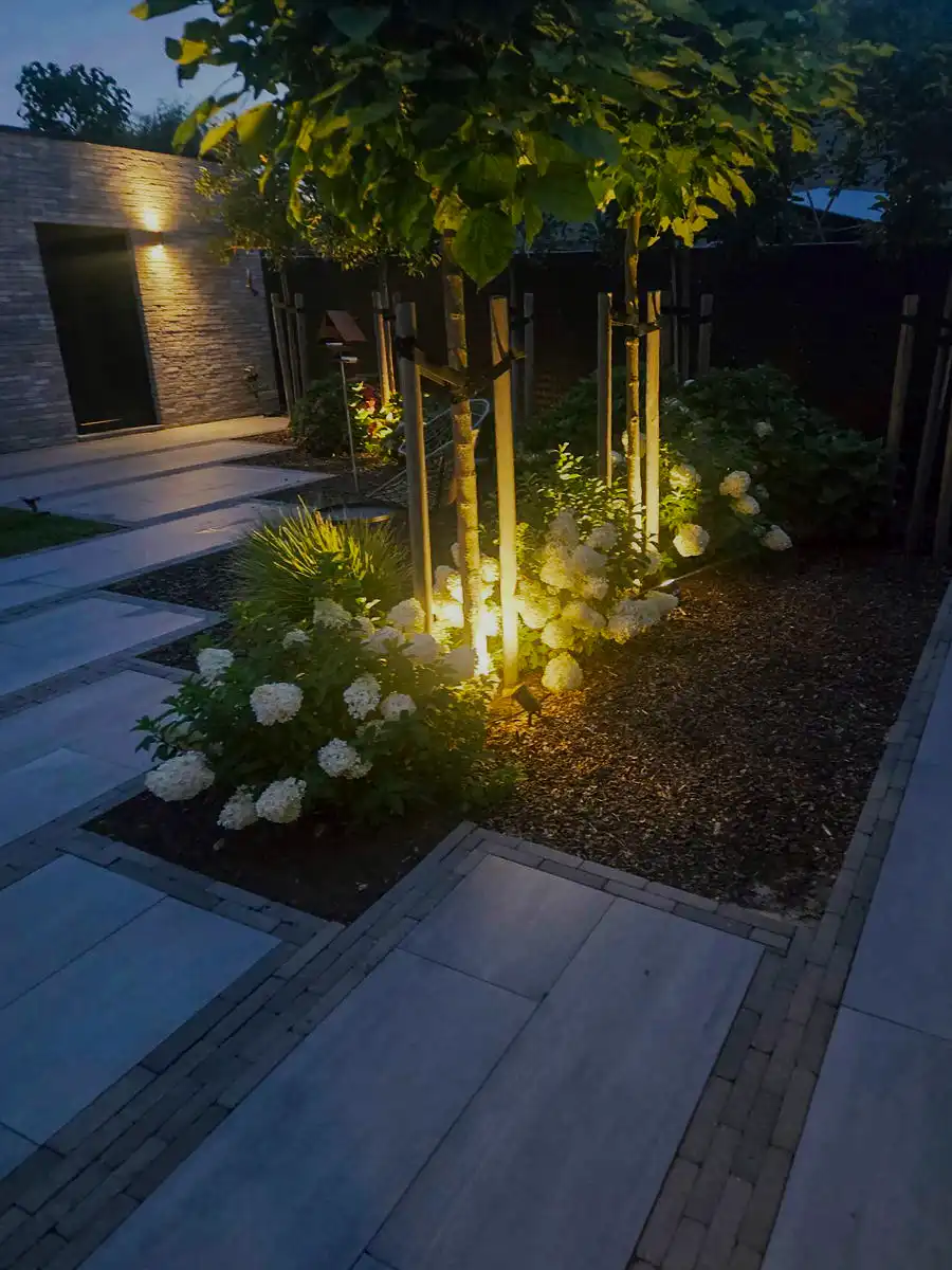 Instapklaar gelijkvloers appartement met carport, berging, luxe afwerking en aangelegde tuin foto 28