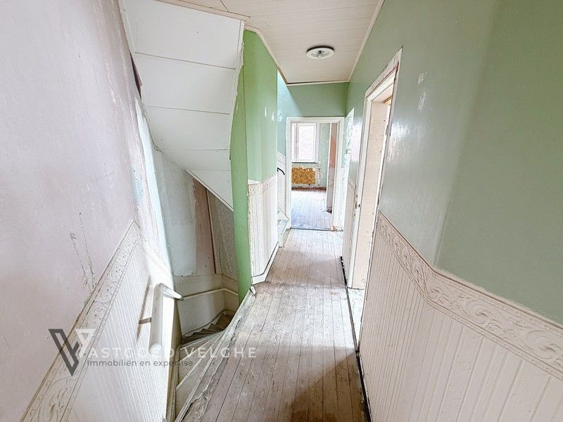 Te renoveren handelspand met duplex appartement op zichtlocatie foto 16