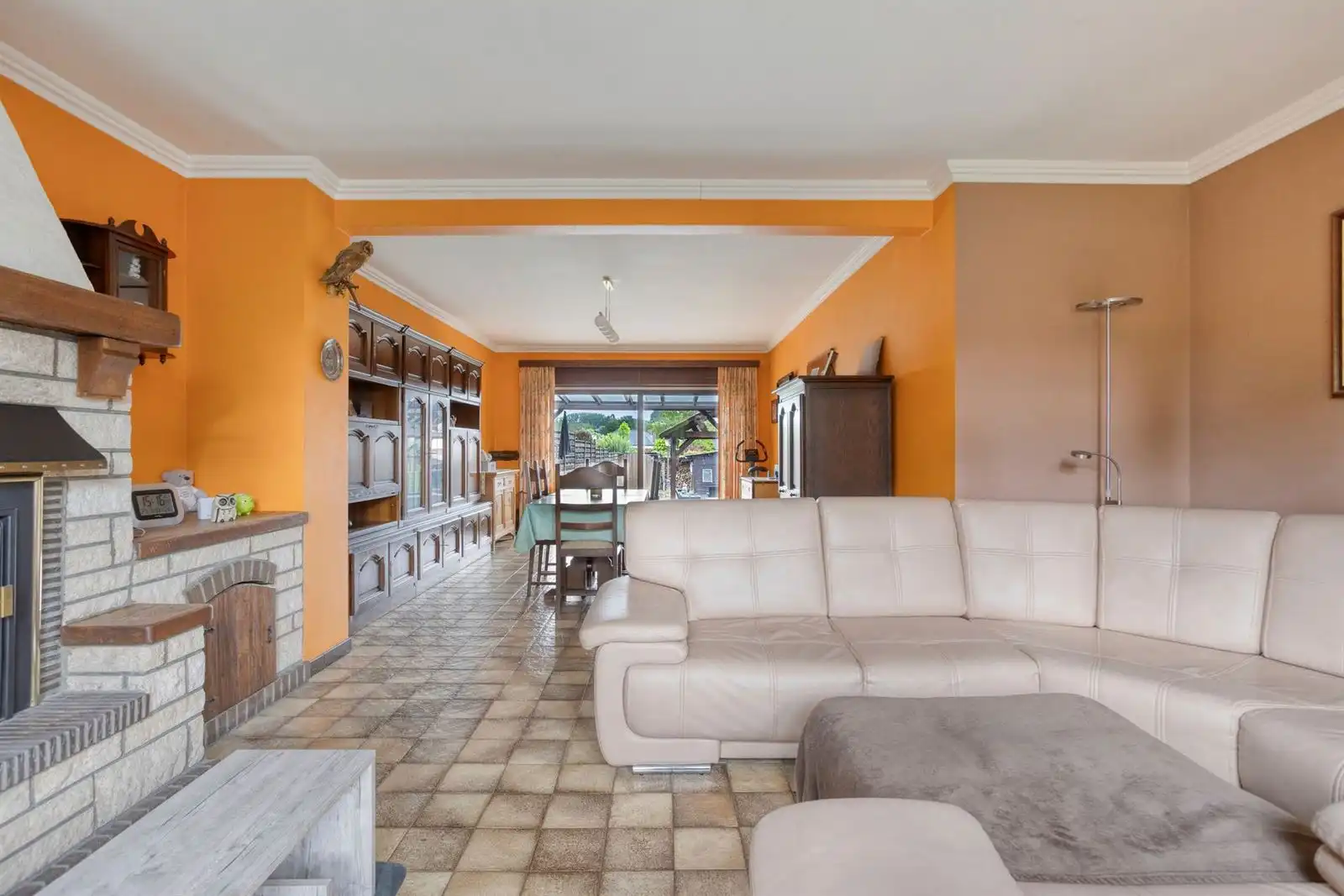 Woning te koop met 3 slaapkamers en ruime zolder foto 5