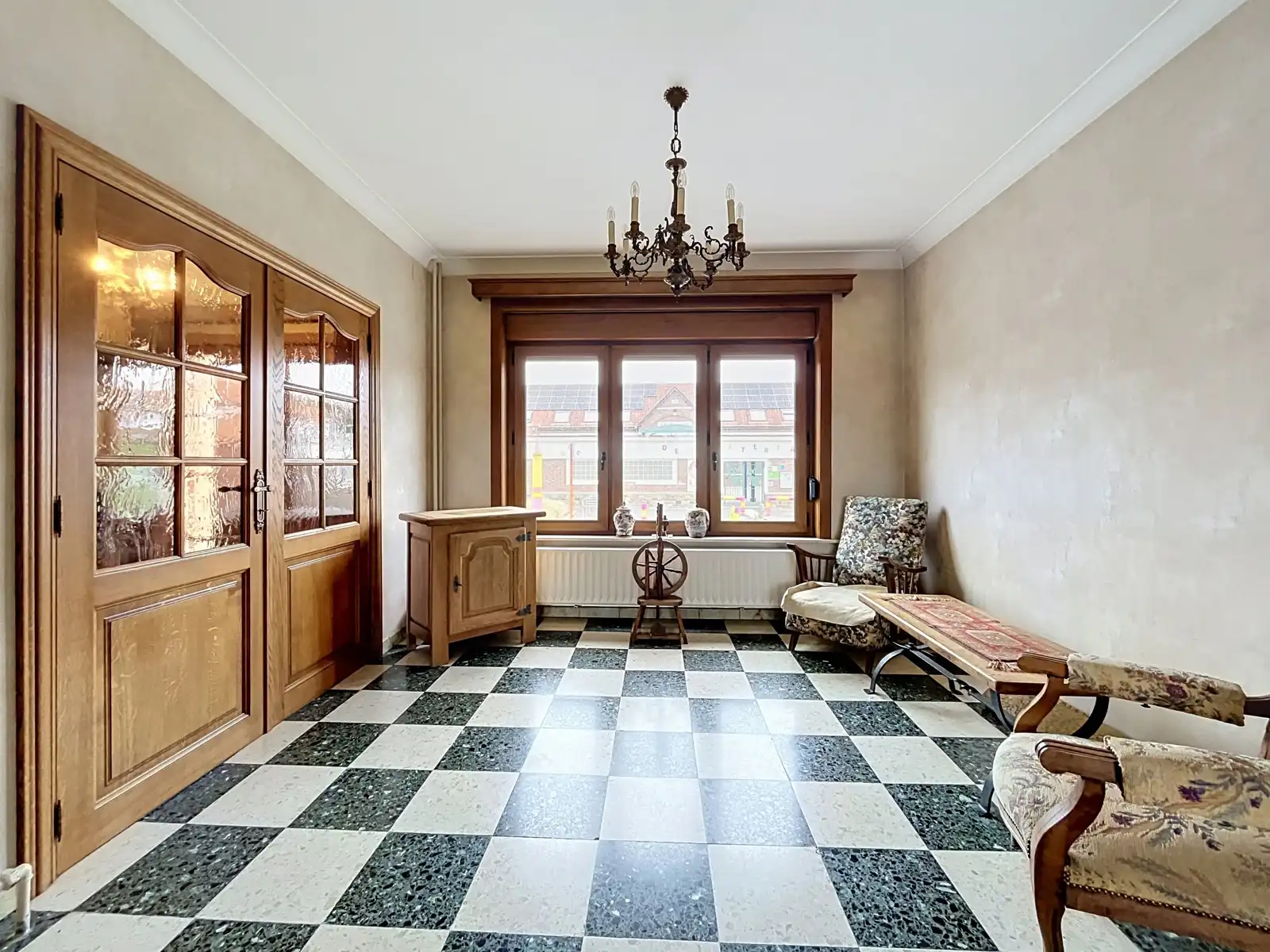 Vrijstaande woning met ruime tuin op toplocatie foto 5