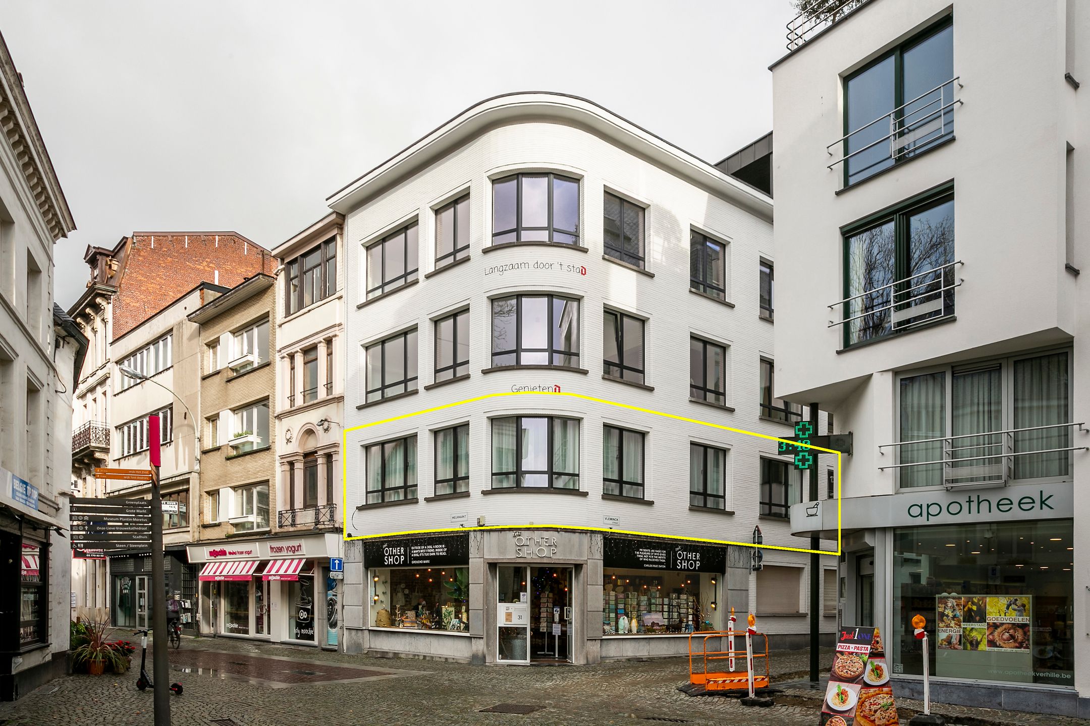 stijlvol 2-slpk-app. op Melkmarkt aan voet van Kathedraal foto 16