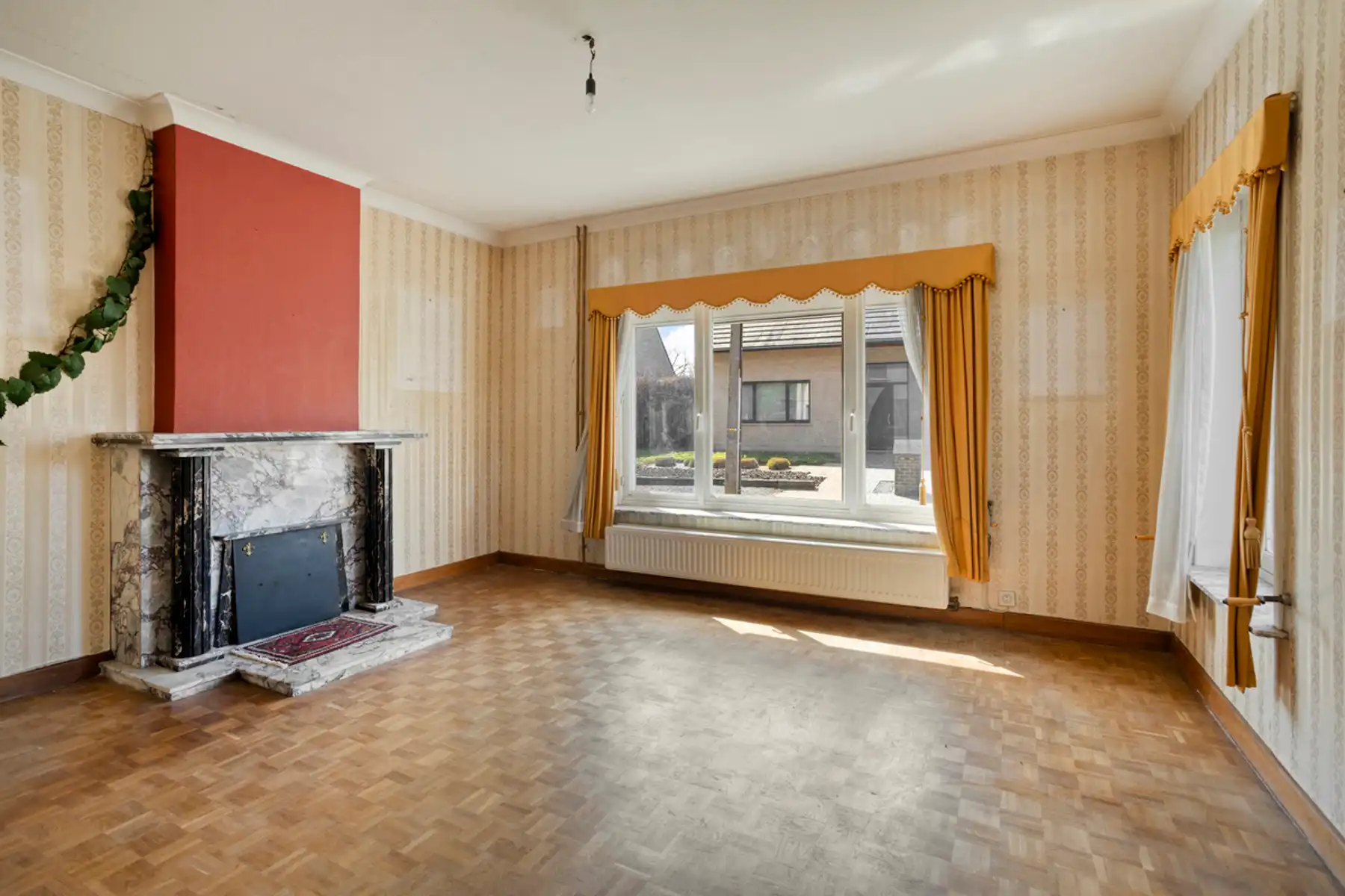 Te renoveren woning met 3 slpk op toplocatie in Malderen foto 5