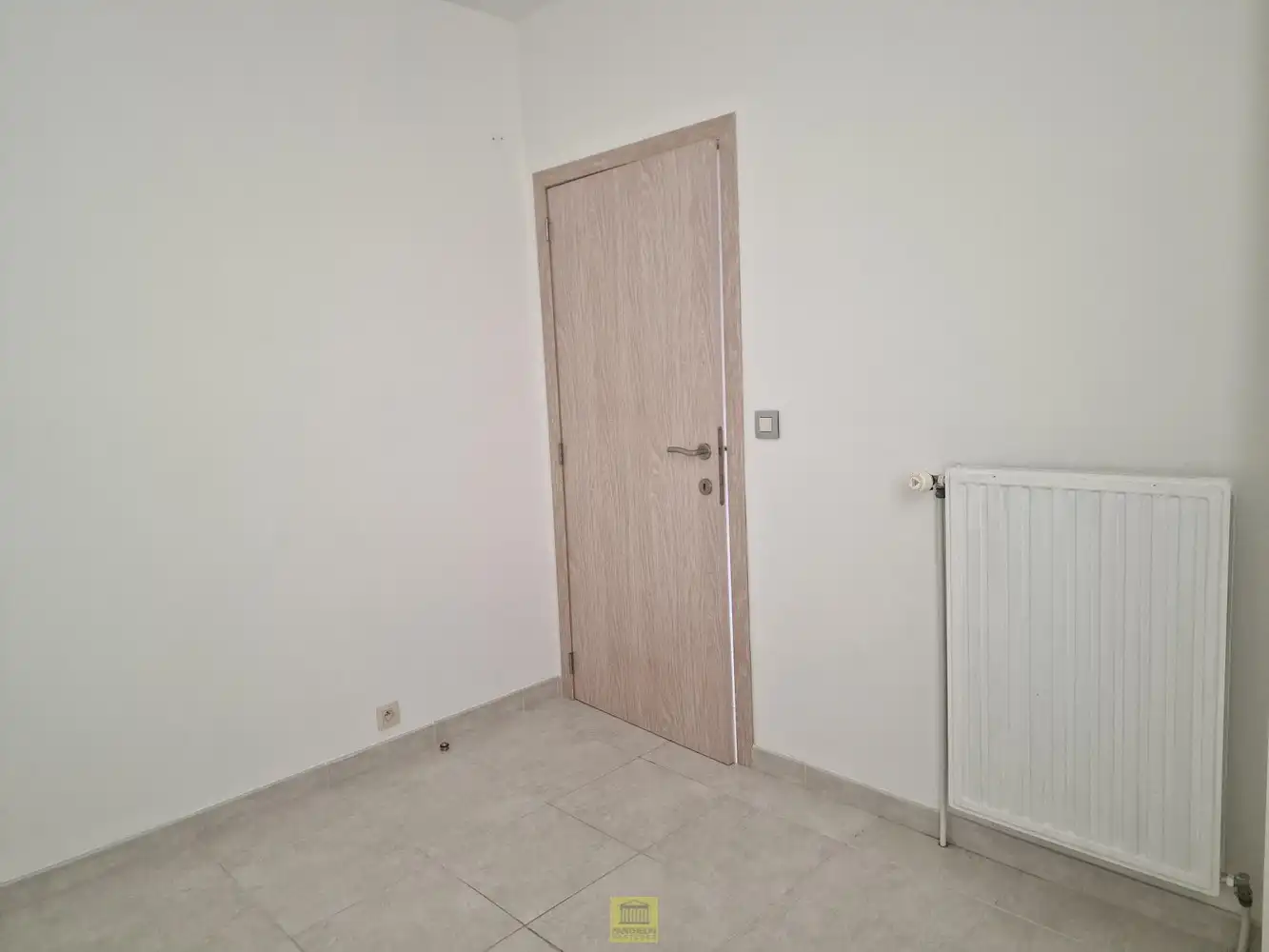 Aantrekkelijk 2-slaapkamerappartement rustig doch centraal gelegen. foto 12